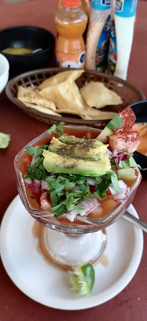 Mariscos bromo image 6