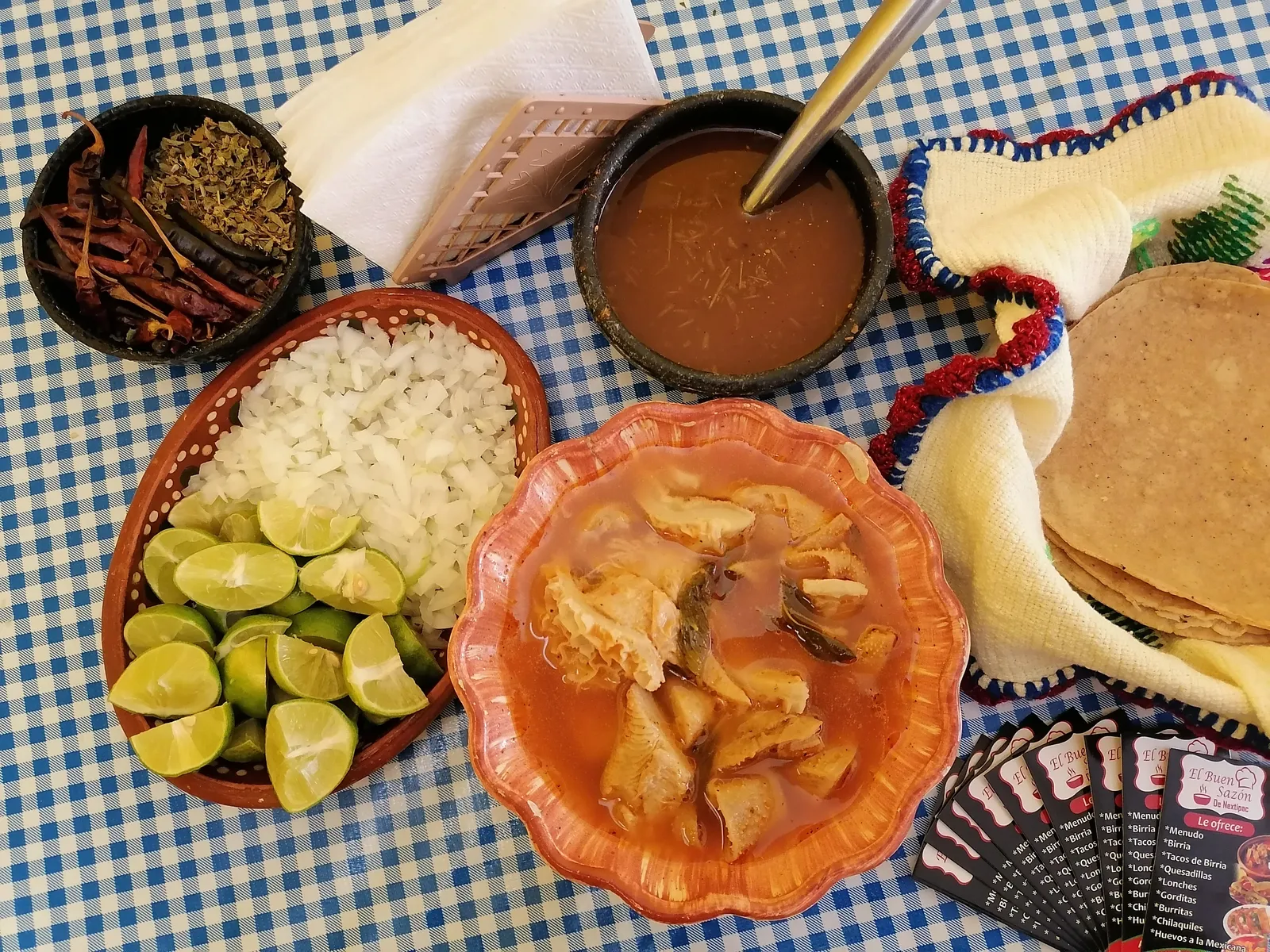 El Buen Sazón image 3