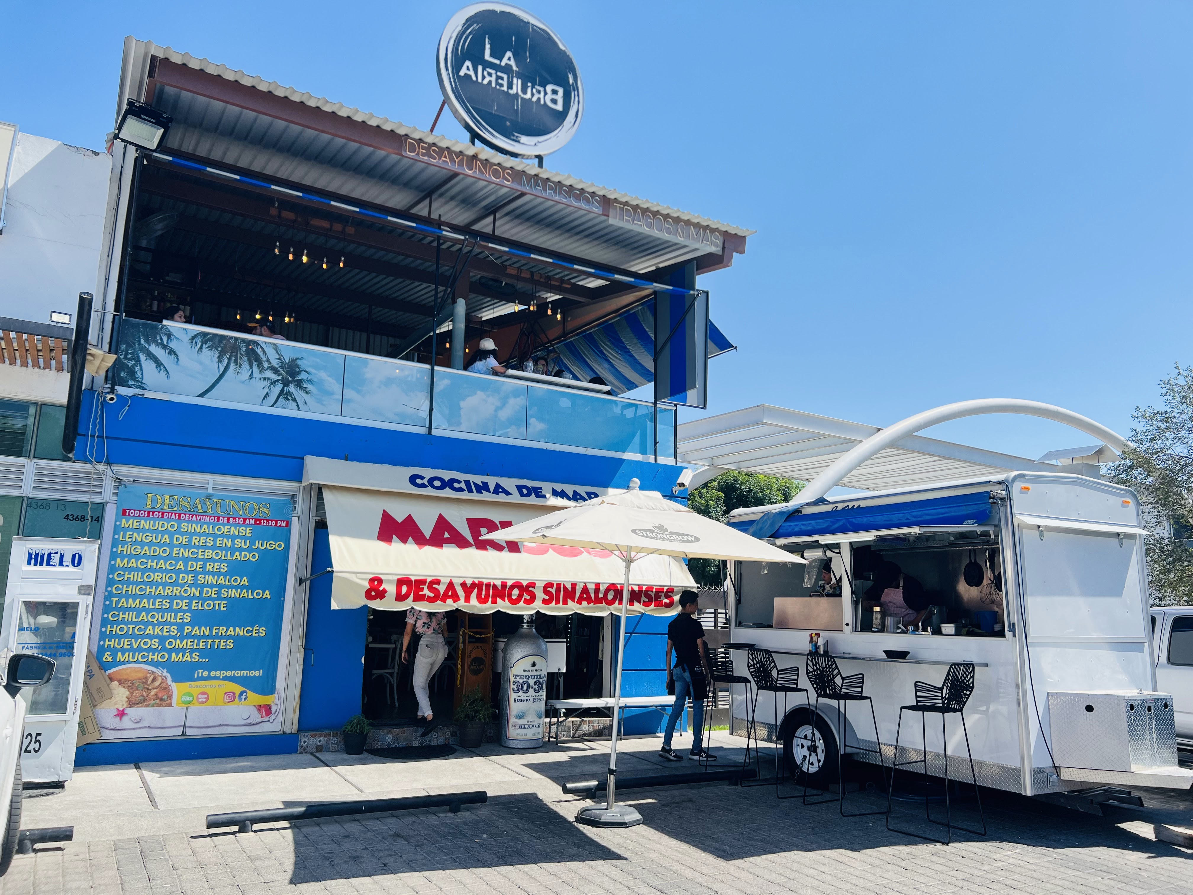 Restaurant La Brujería, Mariscos Sinaloenses image 1