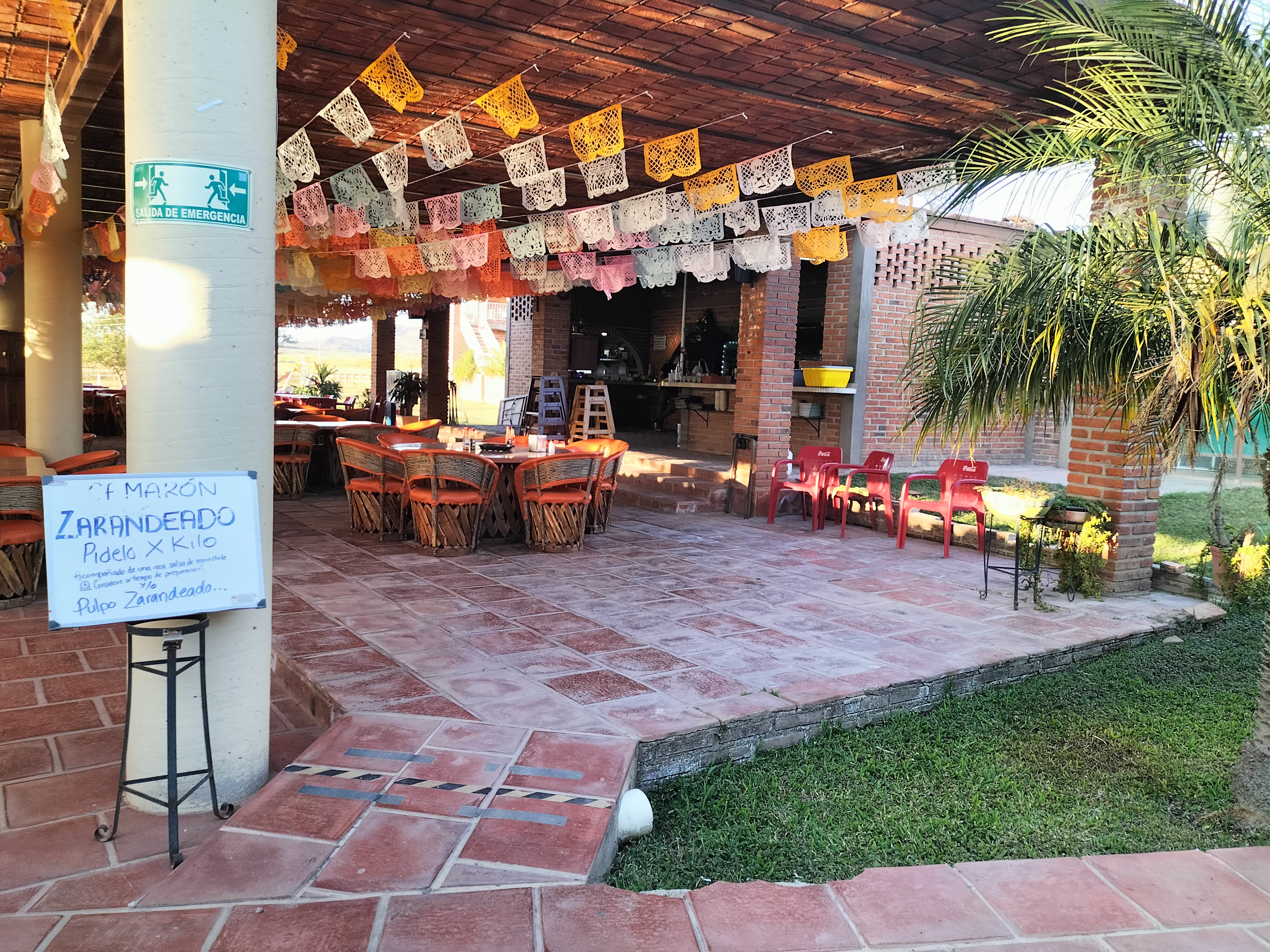 Restaurante campestre "Las Brisas" image 1