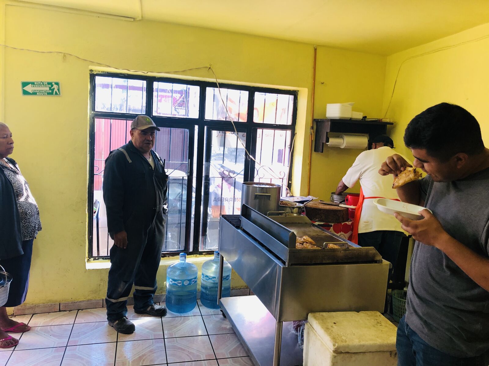 TACOS DE BIRRIA "EL BECERRO" image 5