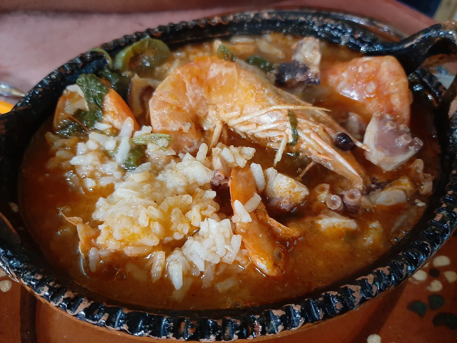 La Escondida Carnes y Mariscos image 7