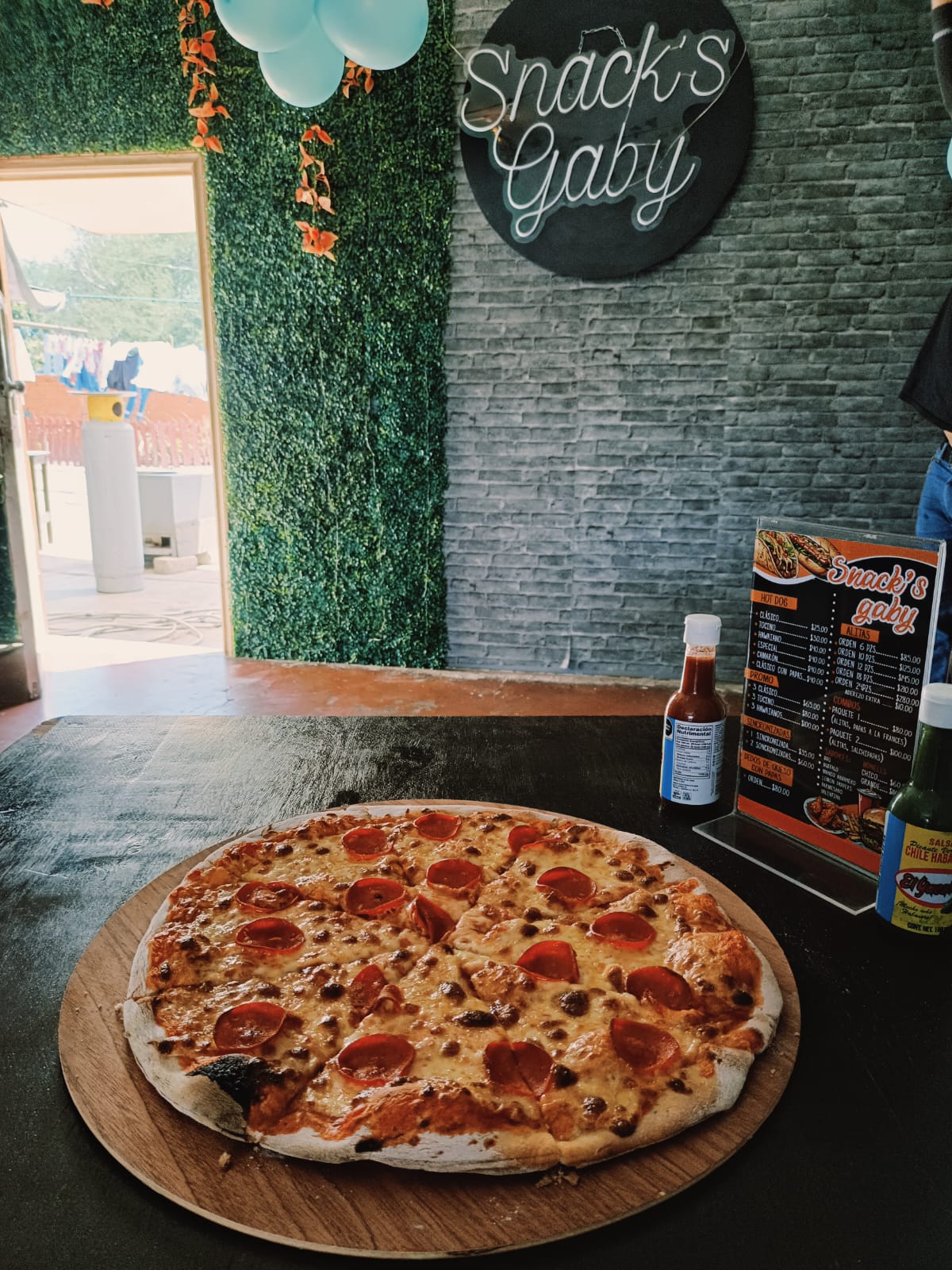 Snack's Gaby image 7