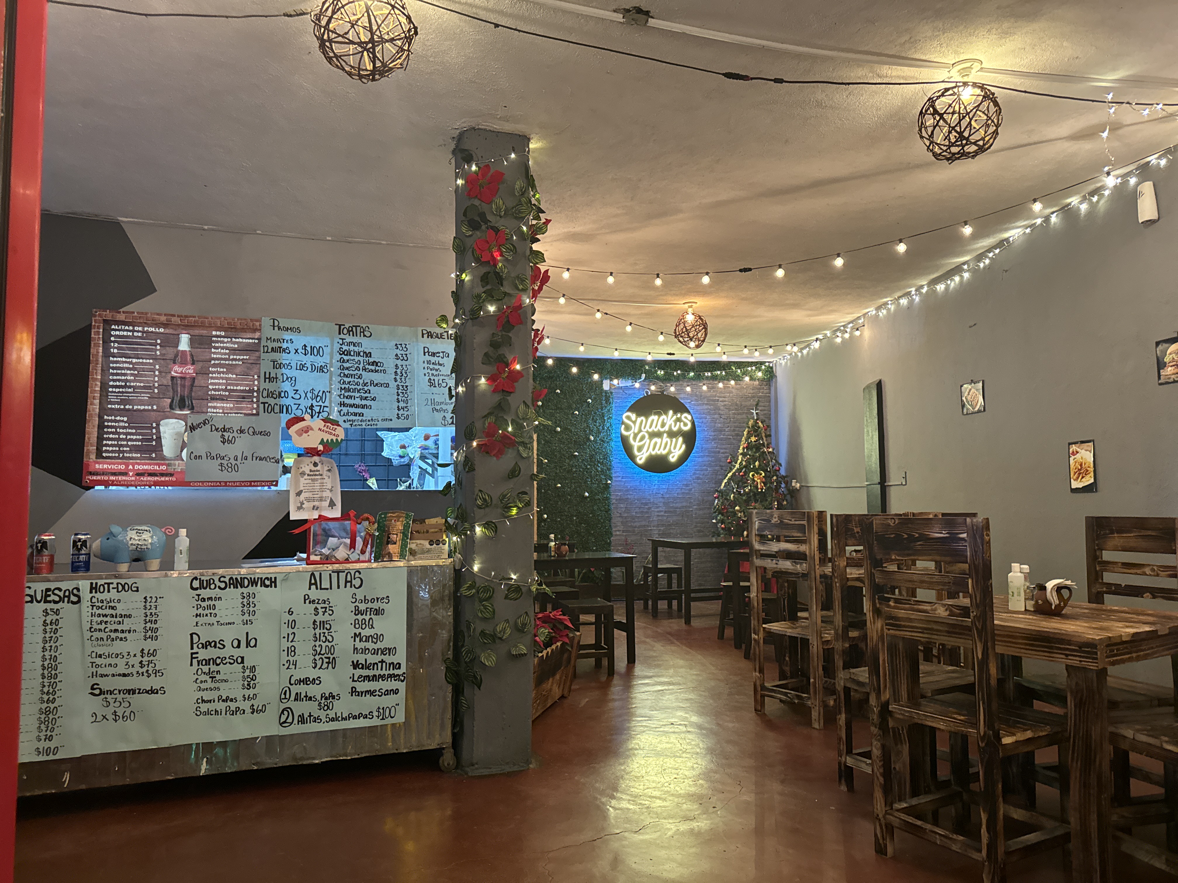 Snack's Gaby image 8