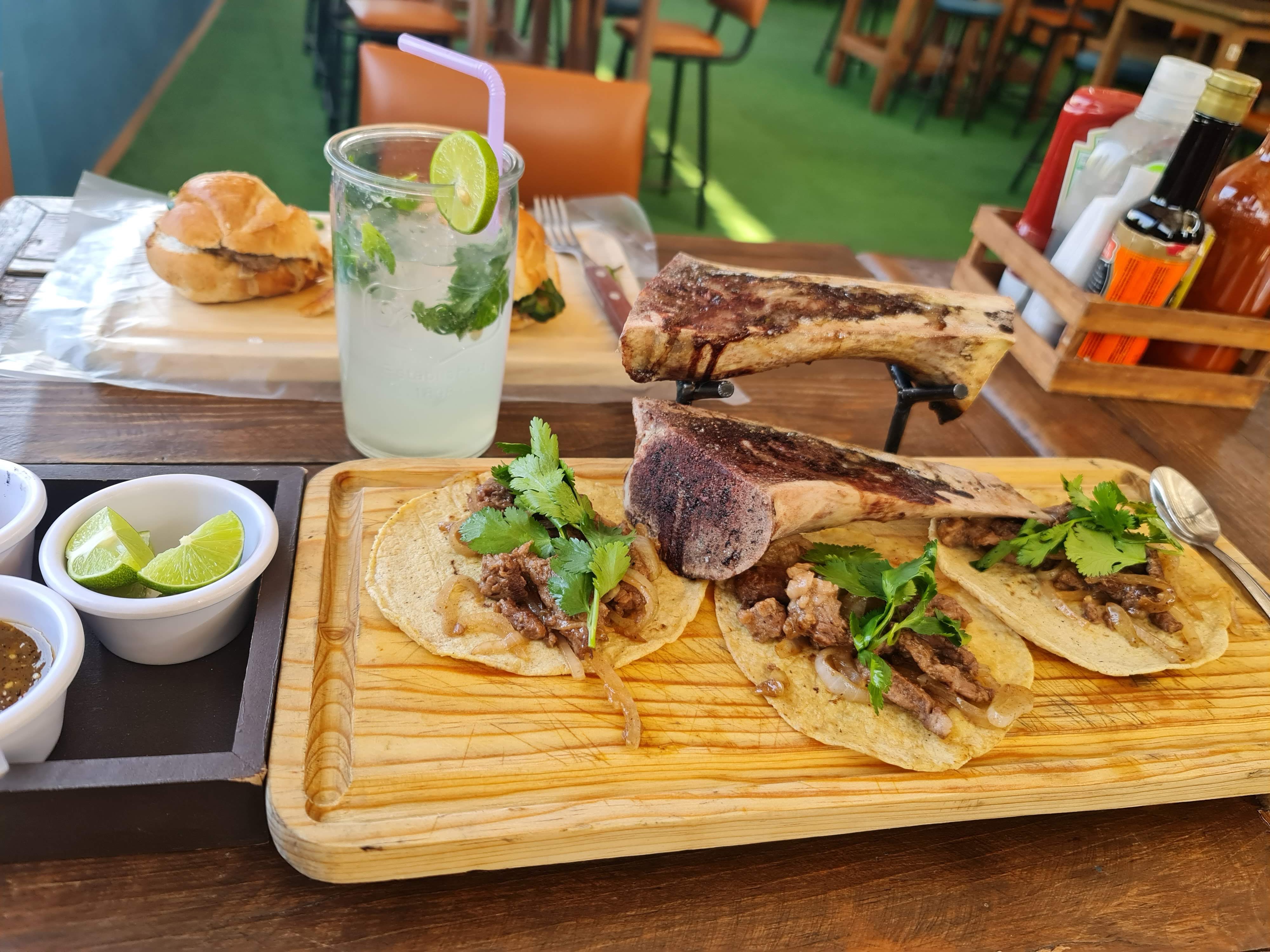 Fogonazo Parrilla y Amigos image 2