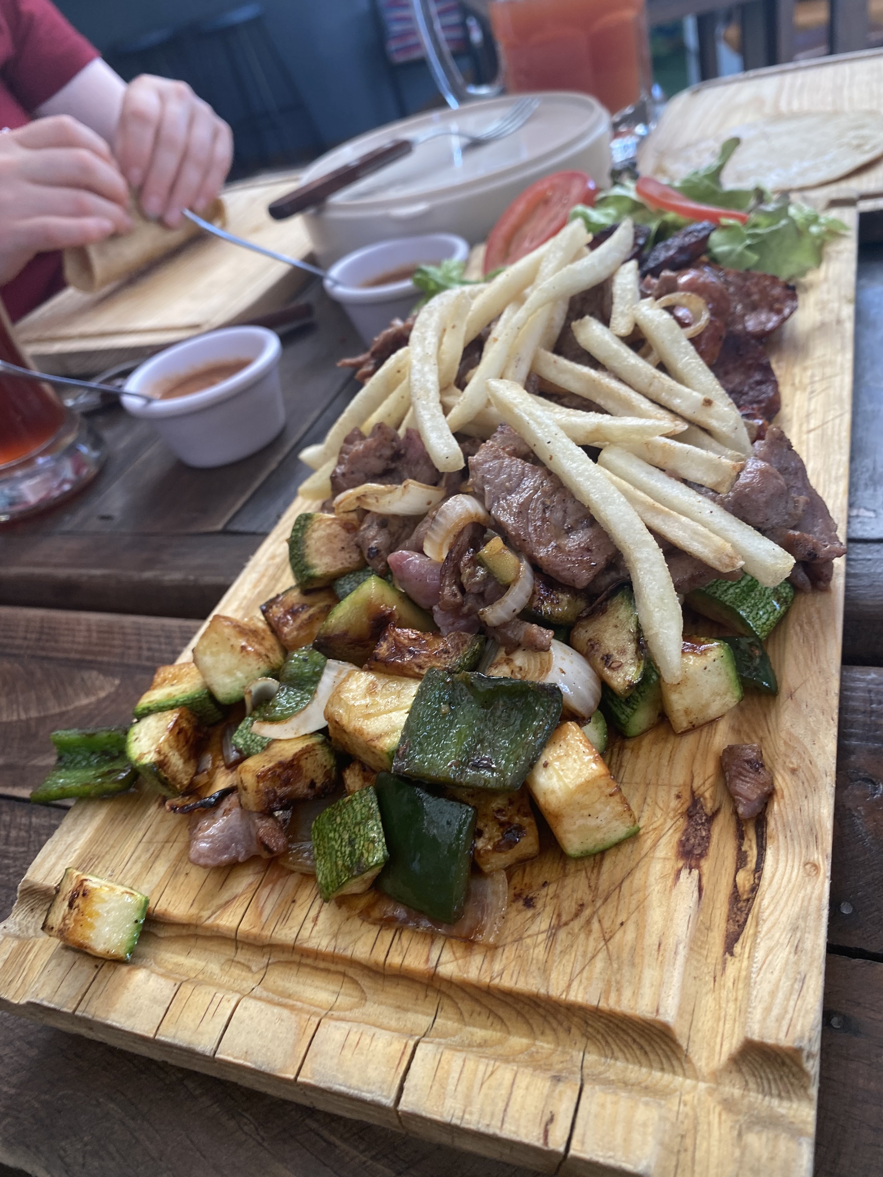 Fogonazo Parrilla y Amigos image 6