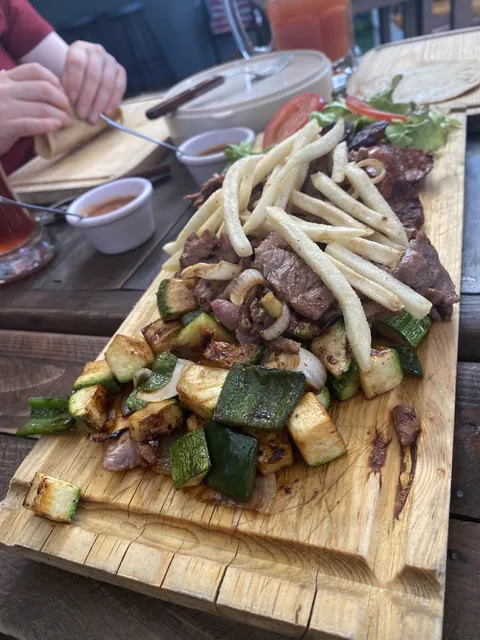 Fogonazo Parrilla y Amigos image 6