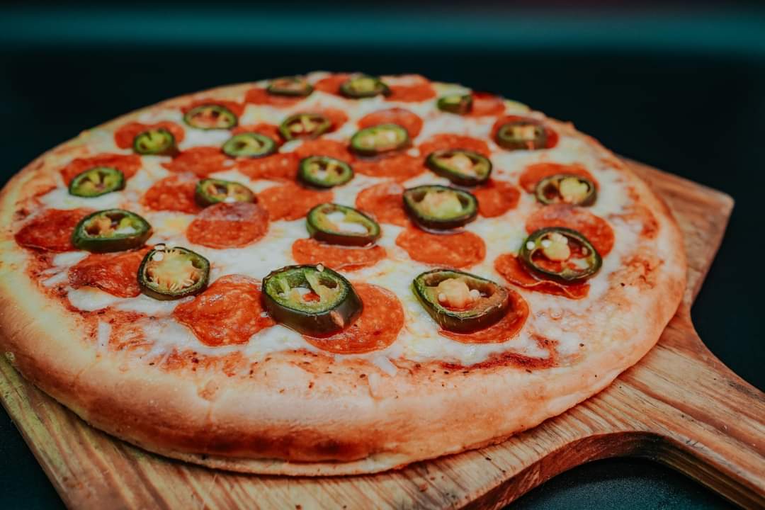 Pizza “La Revu” De Villa image 3