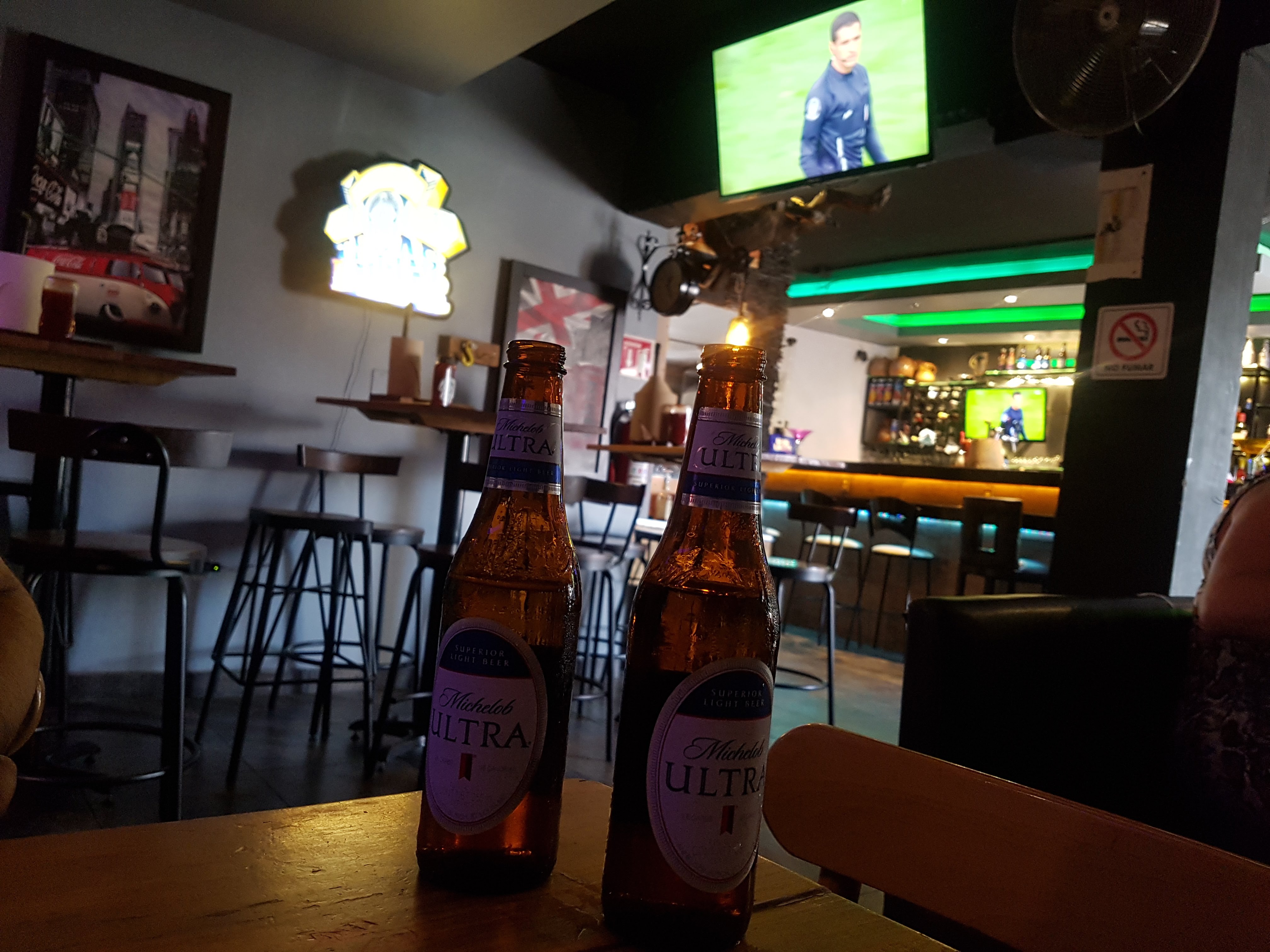 15/20 The Lucky Ones image 3