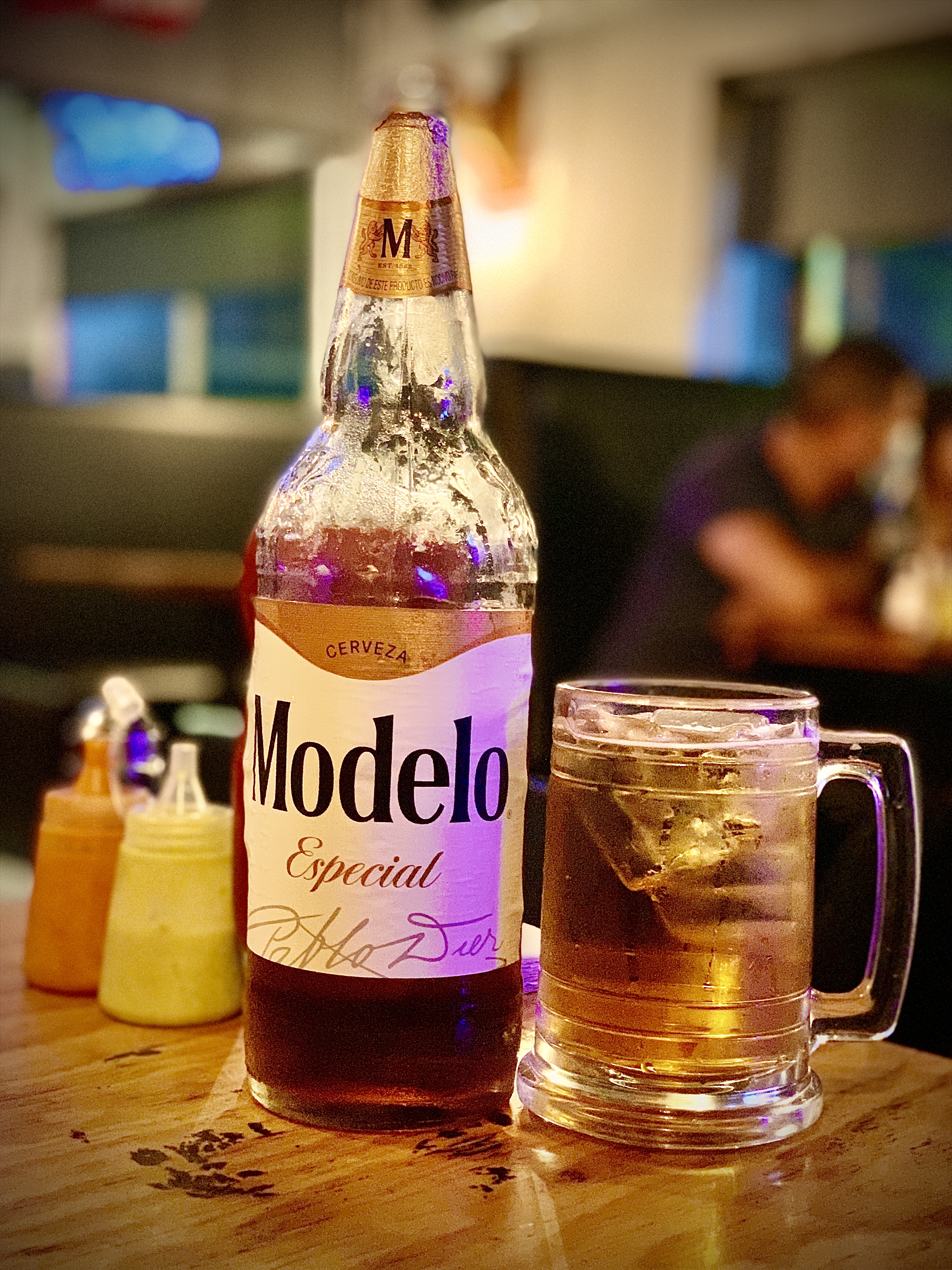 15/20 The Lucky Ones image 6