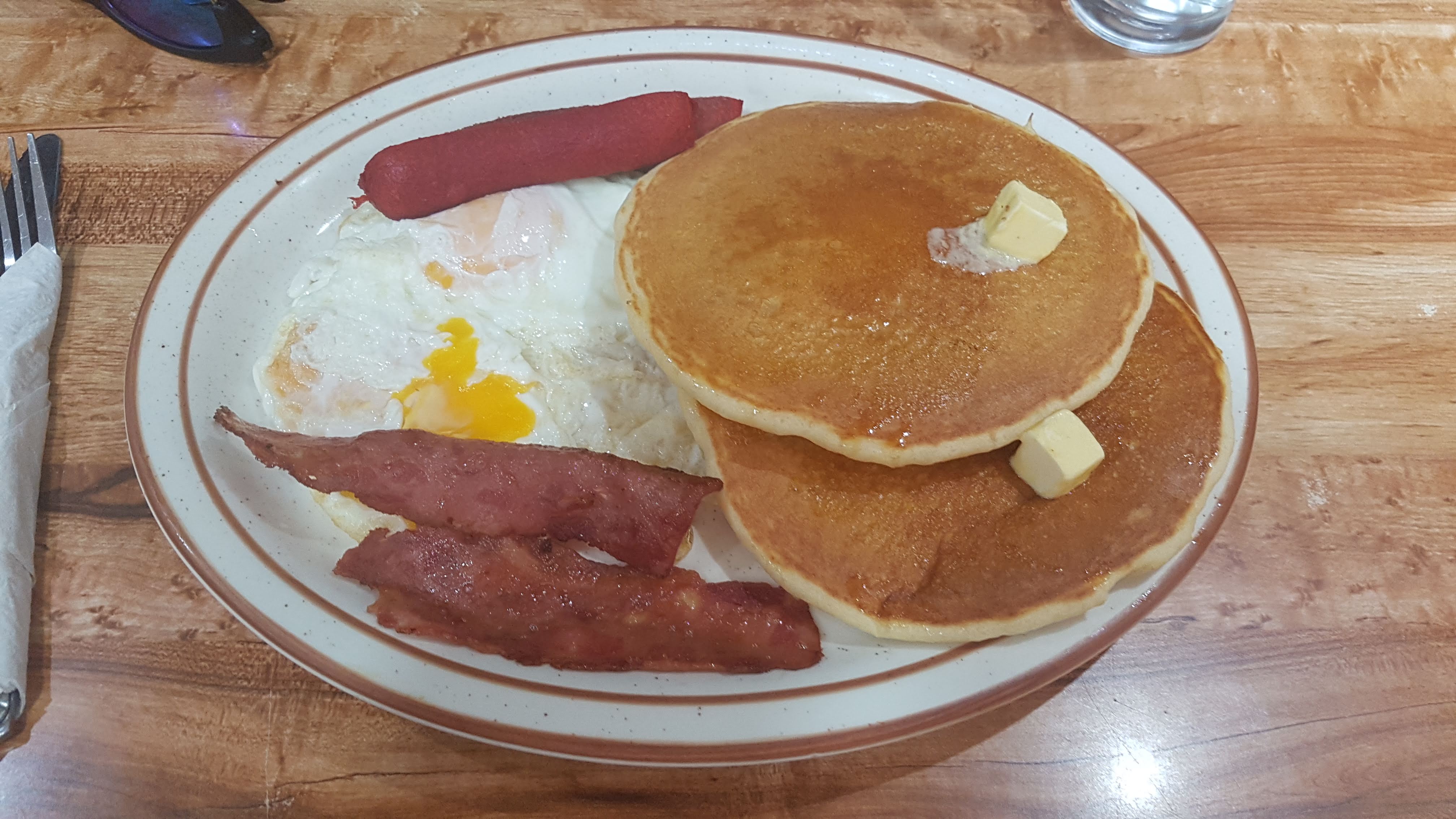 Dinos Restaurant image 5