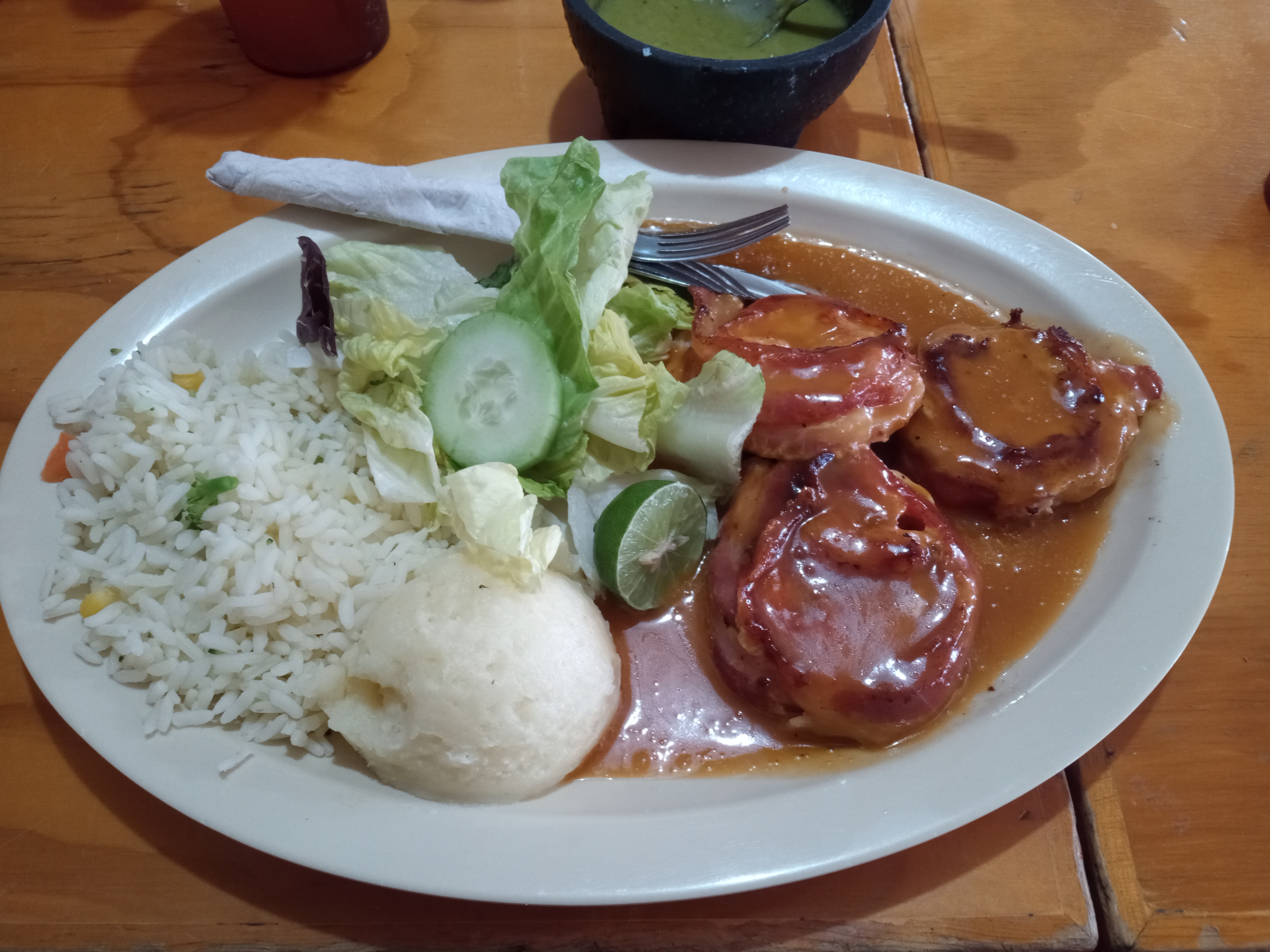 Moctezuma Restaurante de Pescados y Mariscos image 5