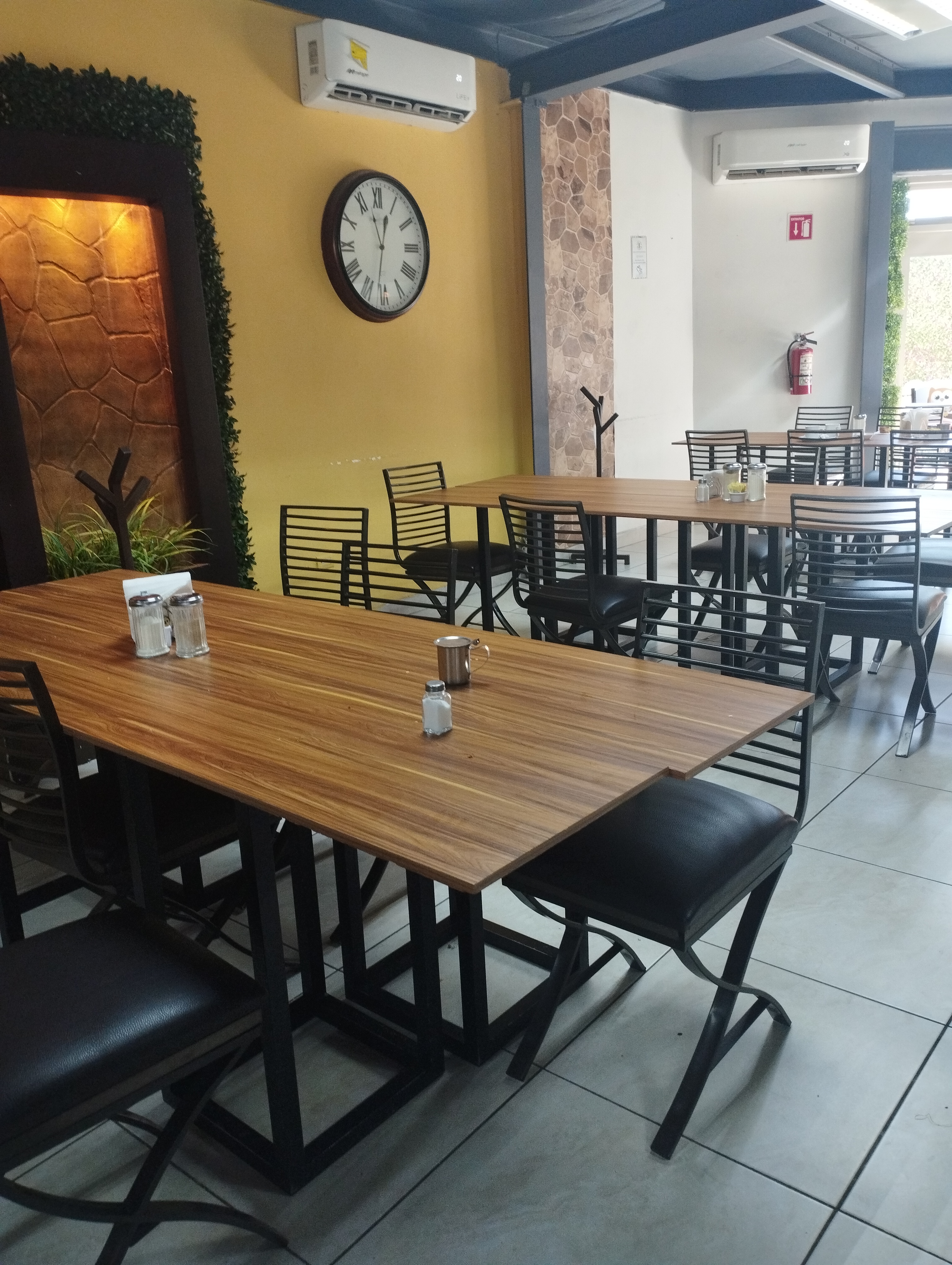 Los Olivos Plaza Bella image 4