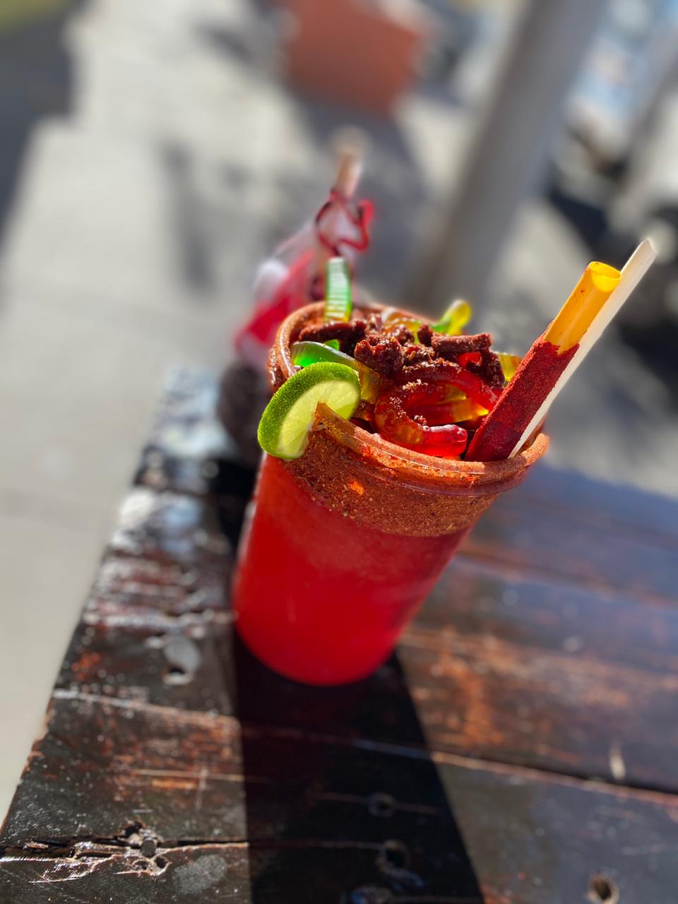 La Reyna De La Cruda image 2