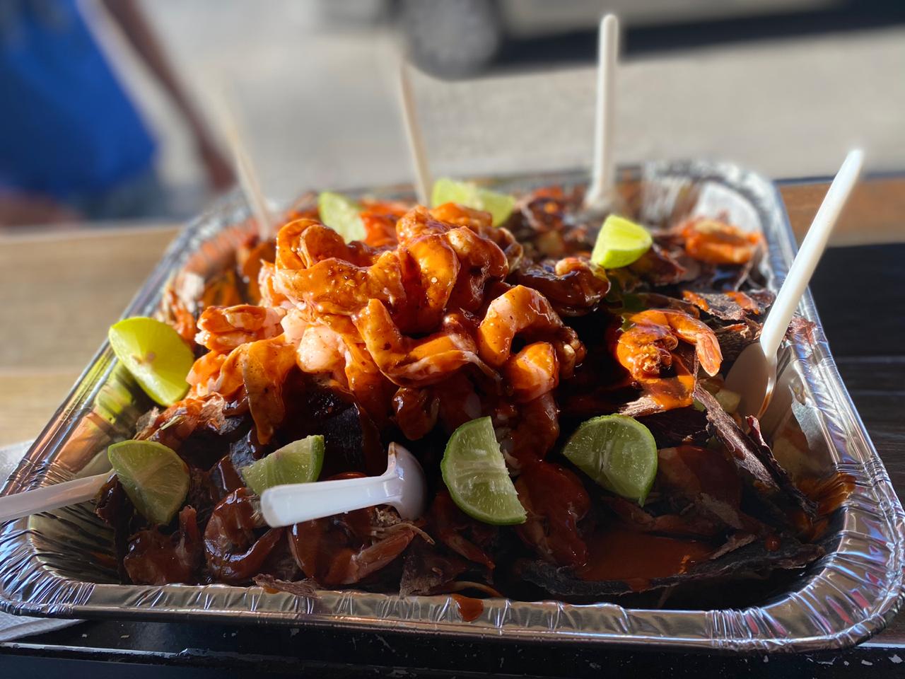 La Reyna De La Cruda image 8