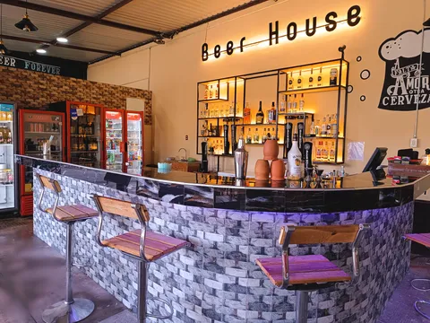 Beer House Tlapanaloya image 7