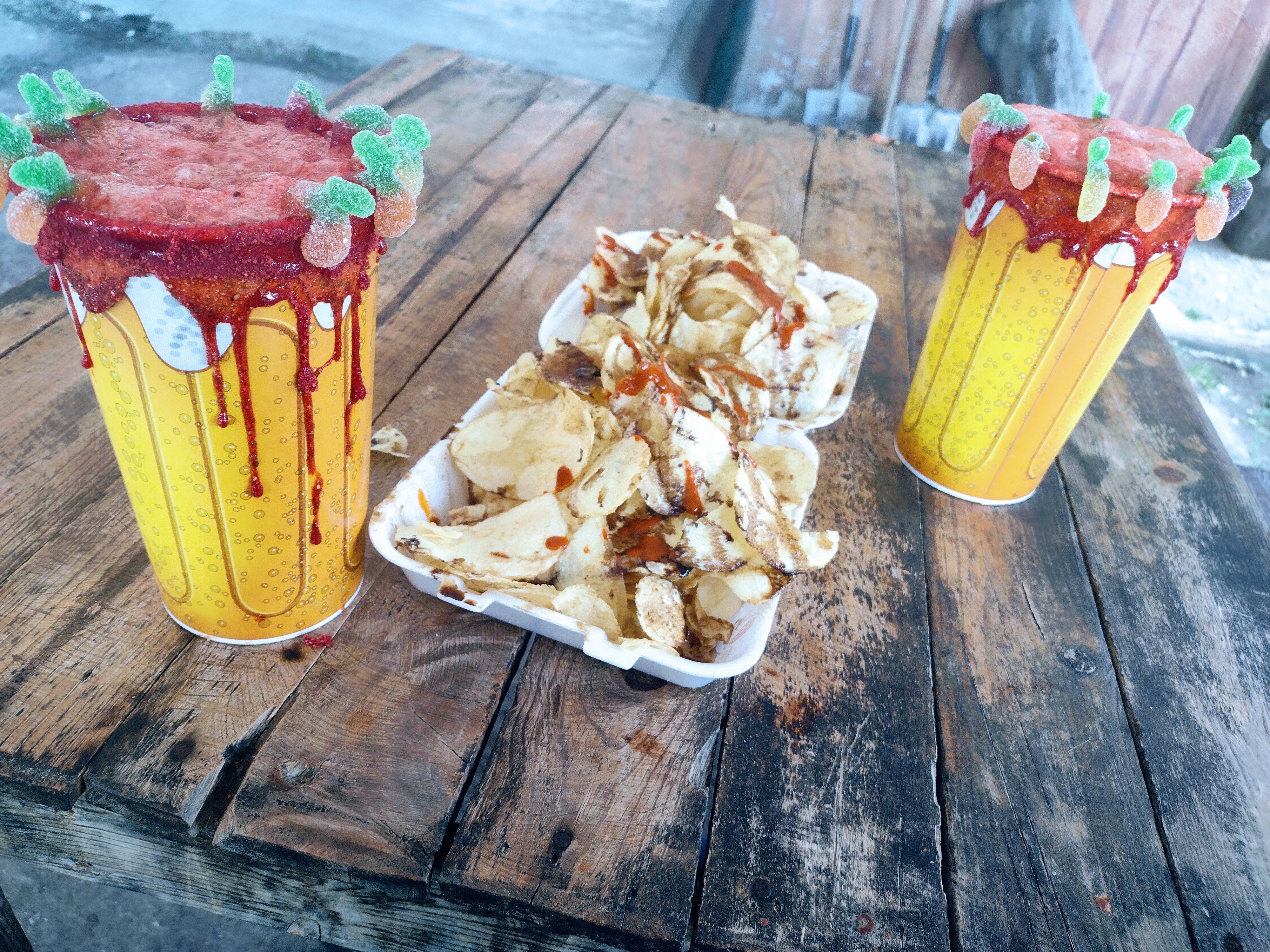 Las Micheladas los güeros image 2