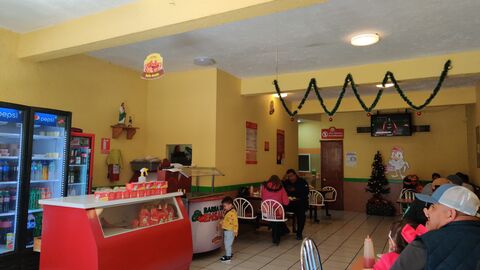 Pollo Feliz Puruandiro image 3