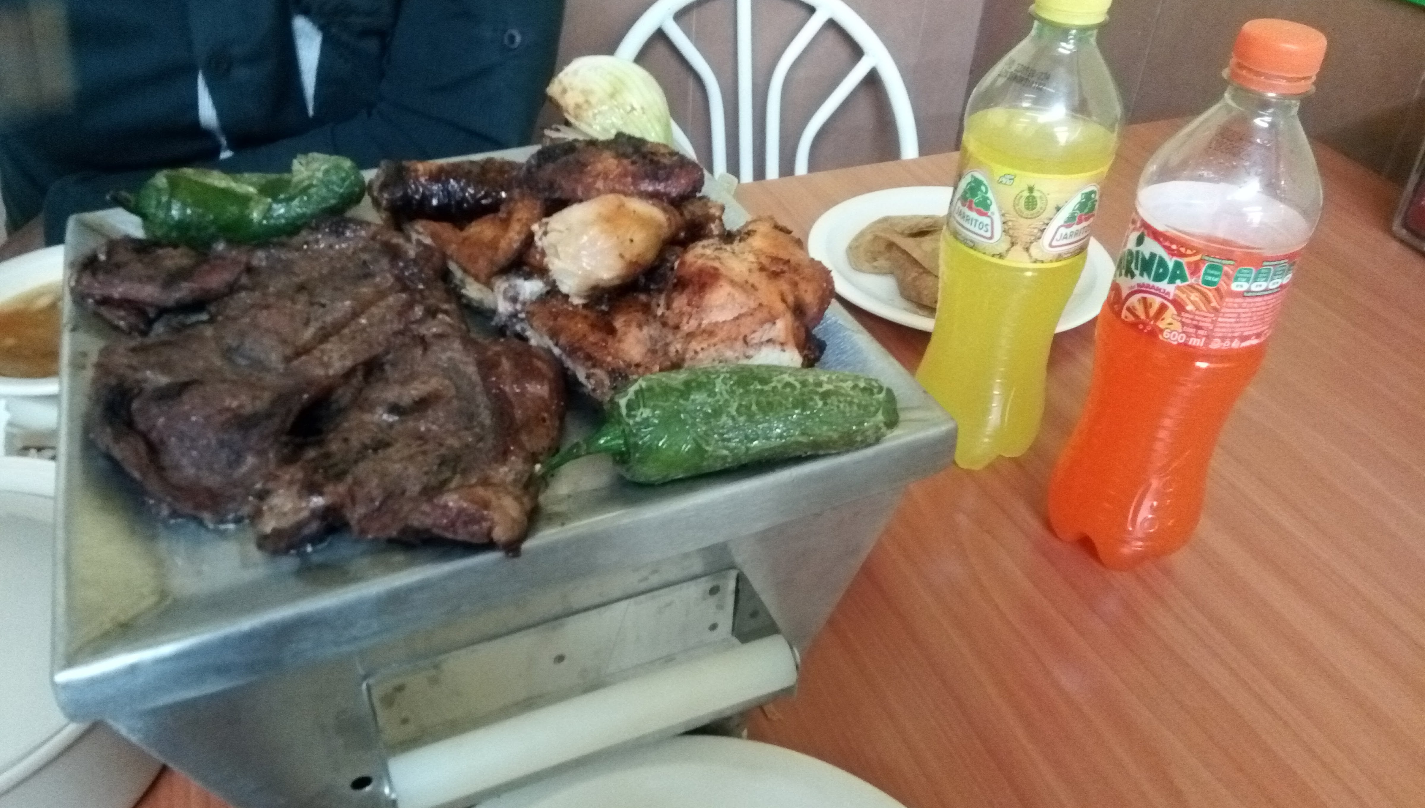 Pollo Feliz Puruandiro image 5