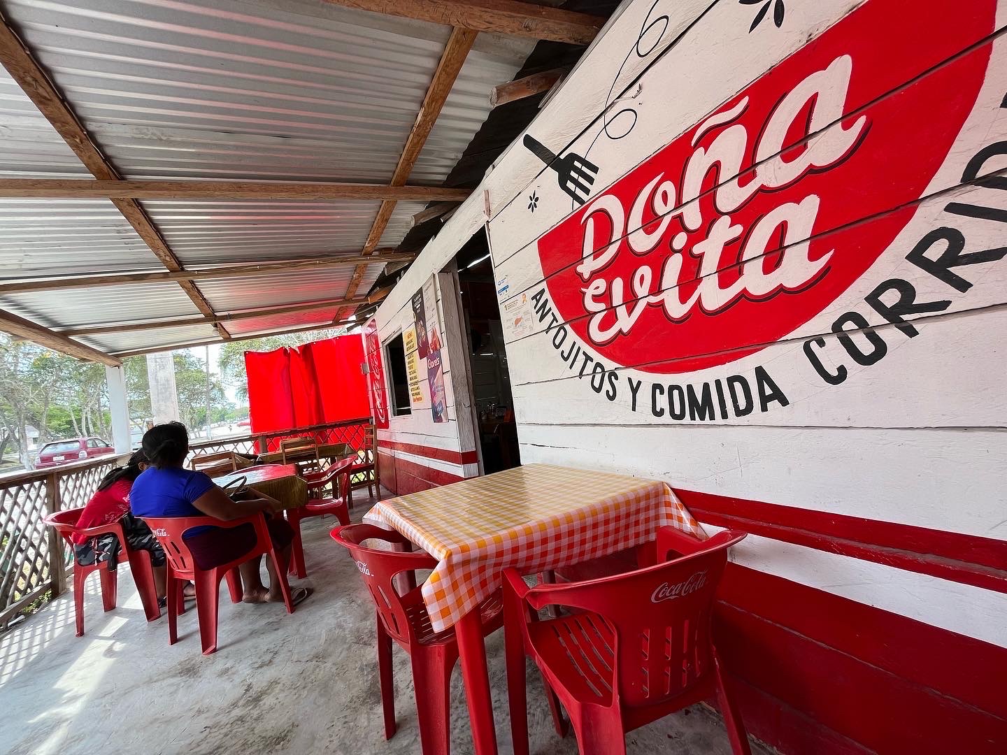 Antojitos Doña Evita image 6