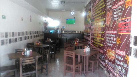 La Pizzeta image 8