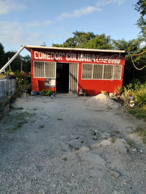Comedor columba image 2