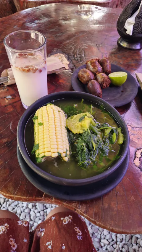 Barro Negro Restaurant & Gallery image 3