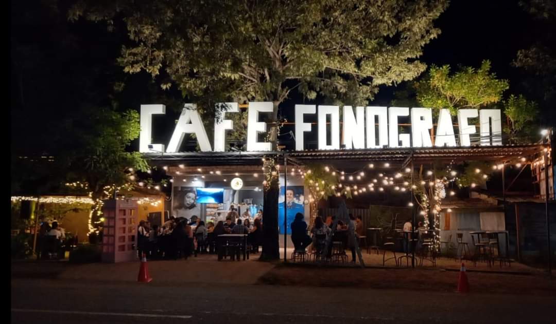 El Fonógrafo Café image 1