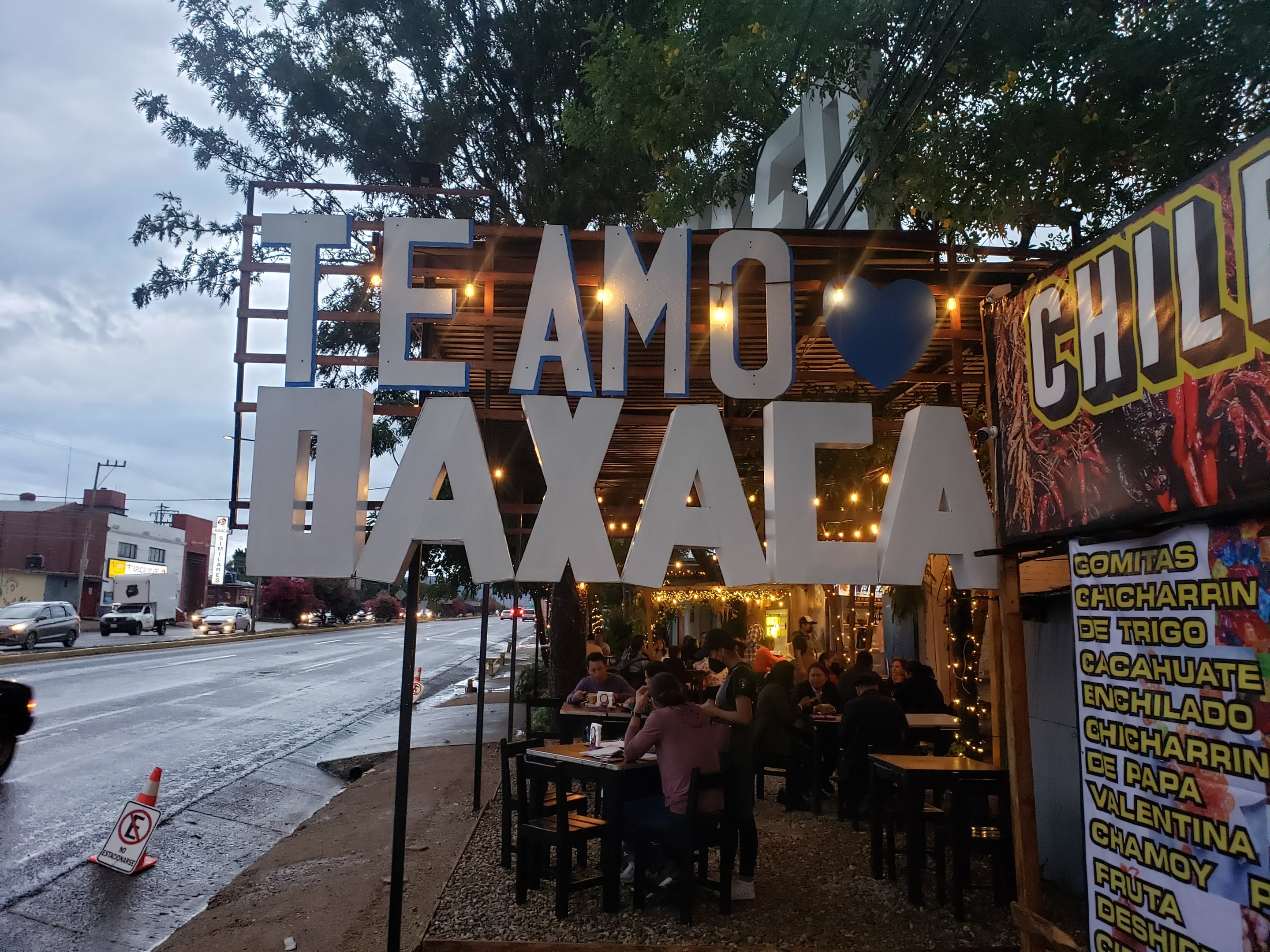 El Fonógrafo Café image 3