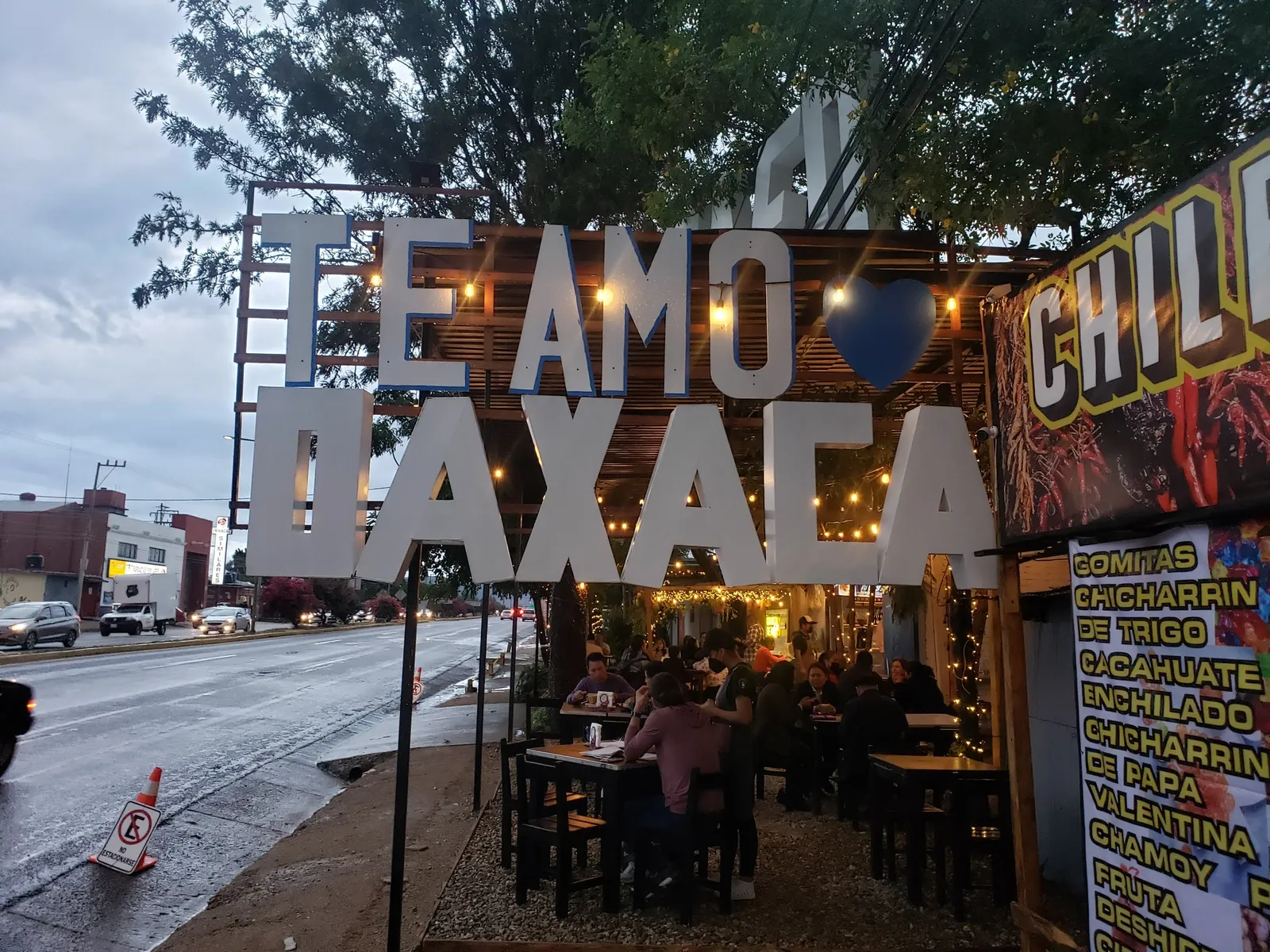 El Fonógrafo Café image 3
