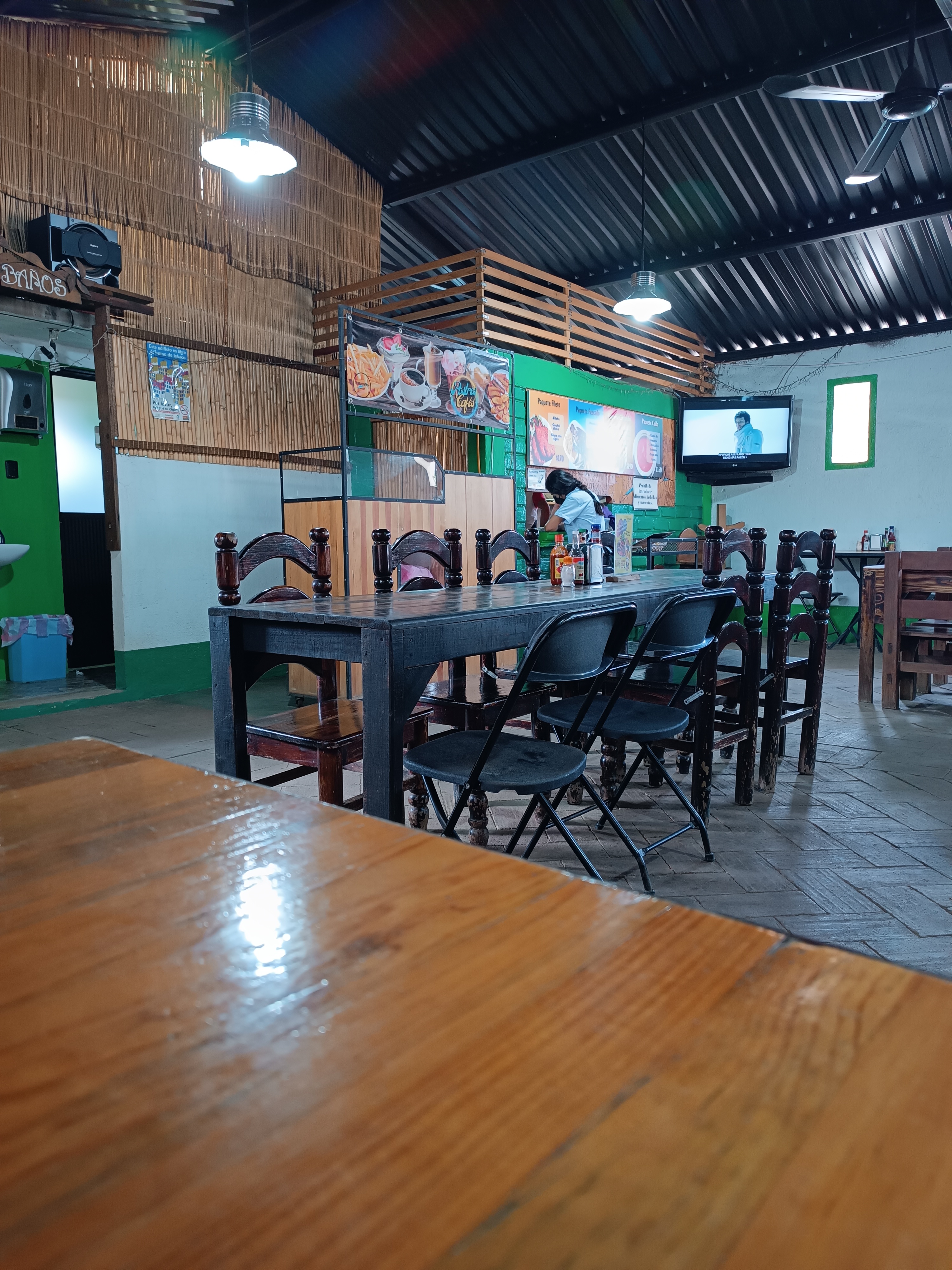 Marisqueria El Pez Dorado image 1