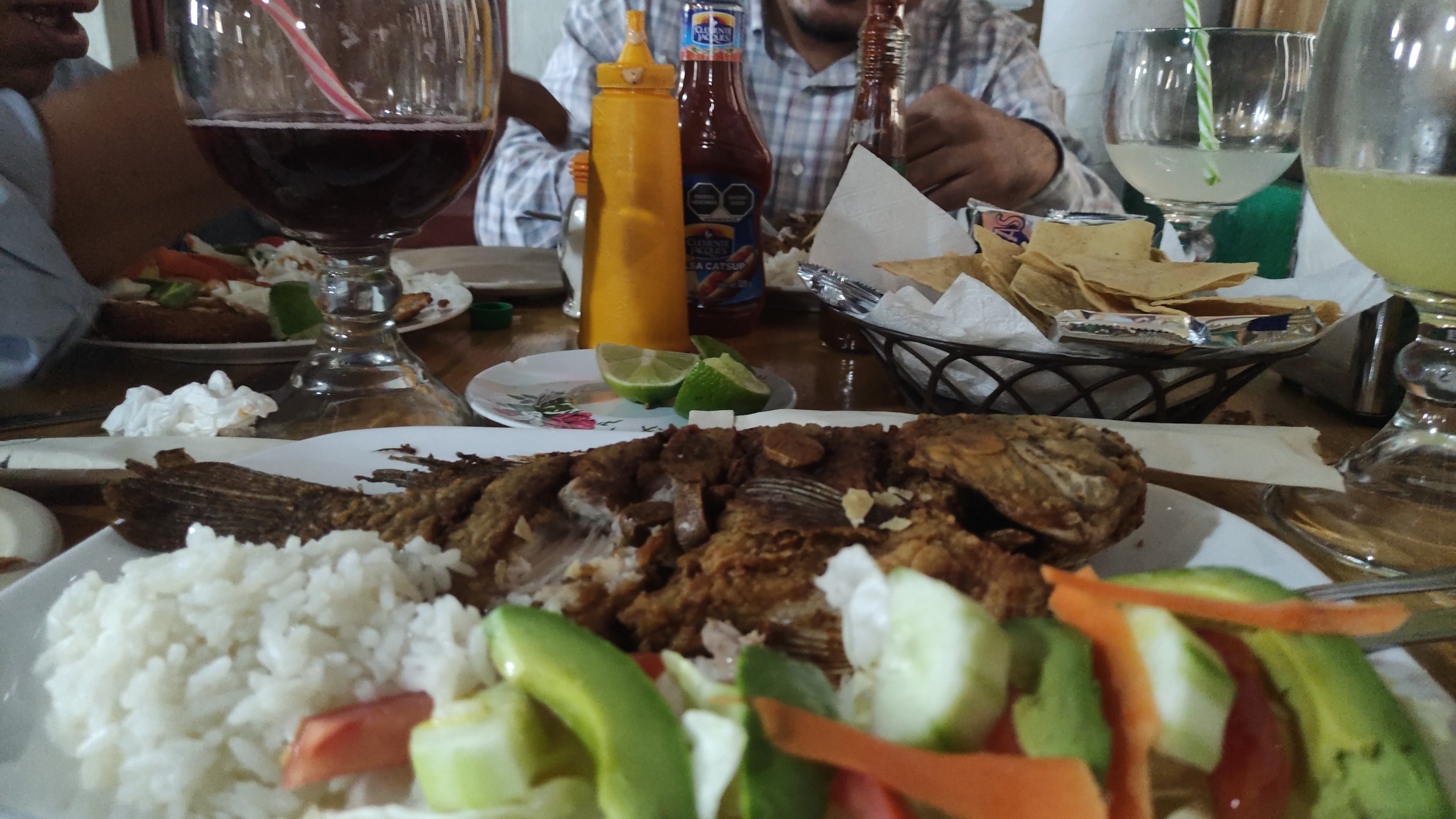 Marisqueria El Pez Dorado image 2