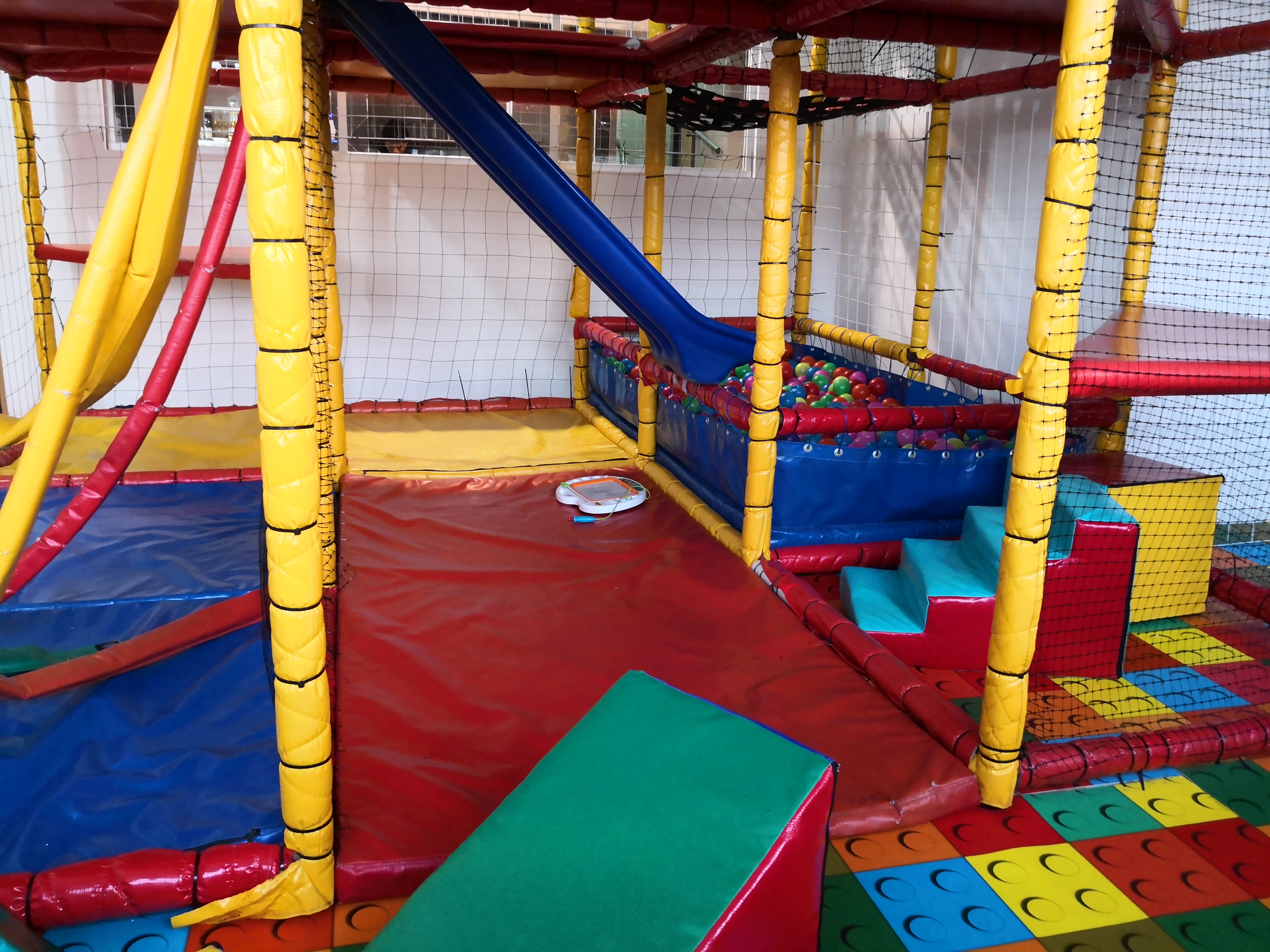 Sushimi Restaurant Bar image 9