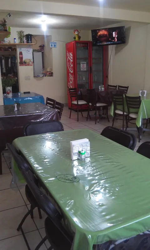 LAS DELICIAS image 3