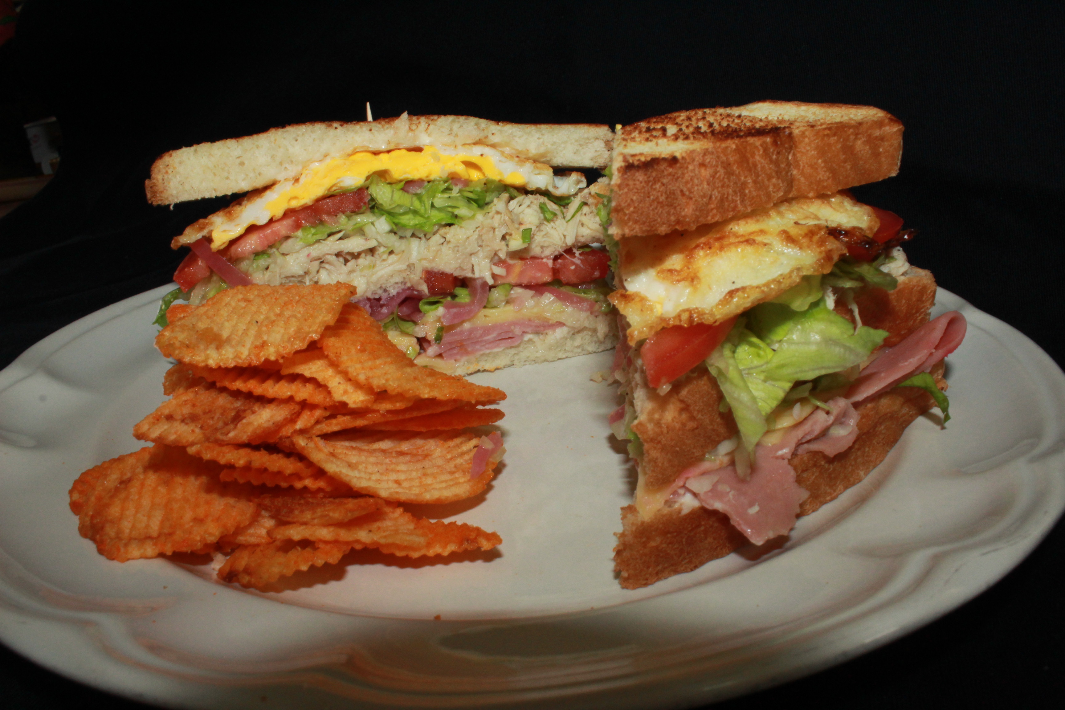 Loncheria "Erick" image 5