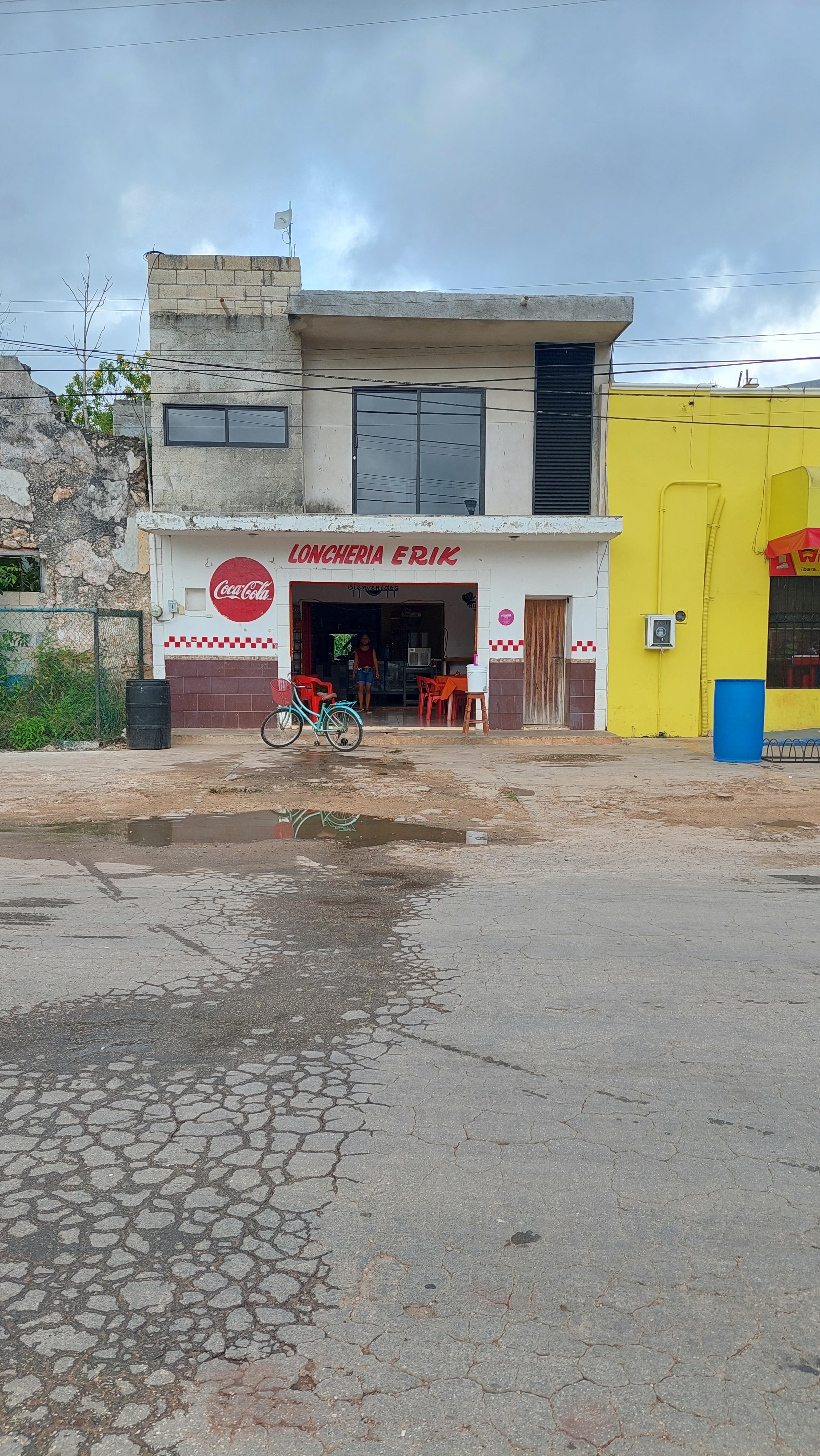 Loncheria "Erick" image 6