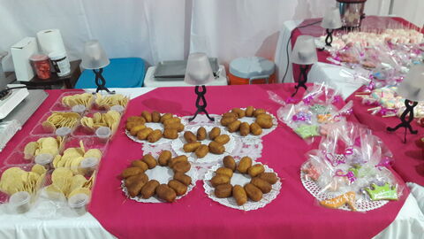 Las Mestizas image 3