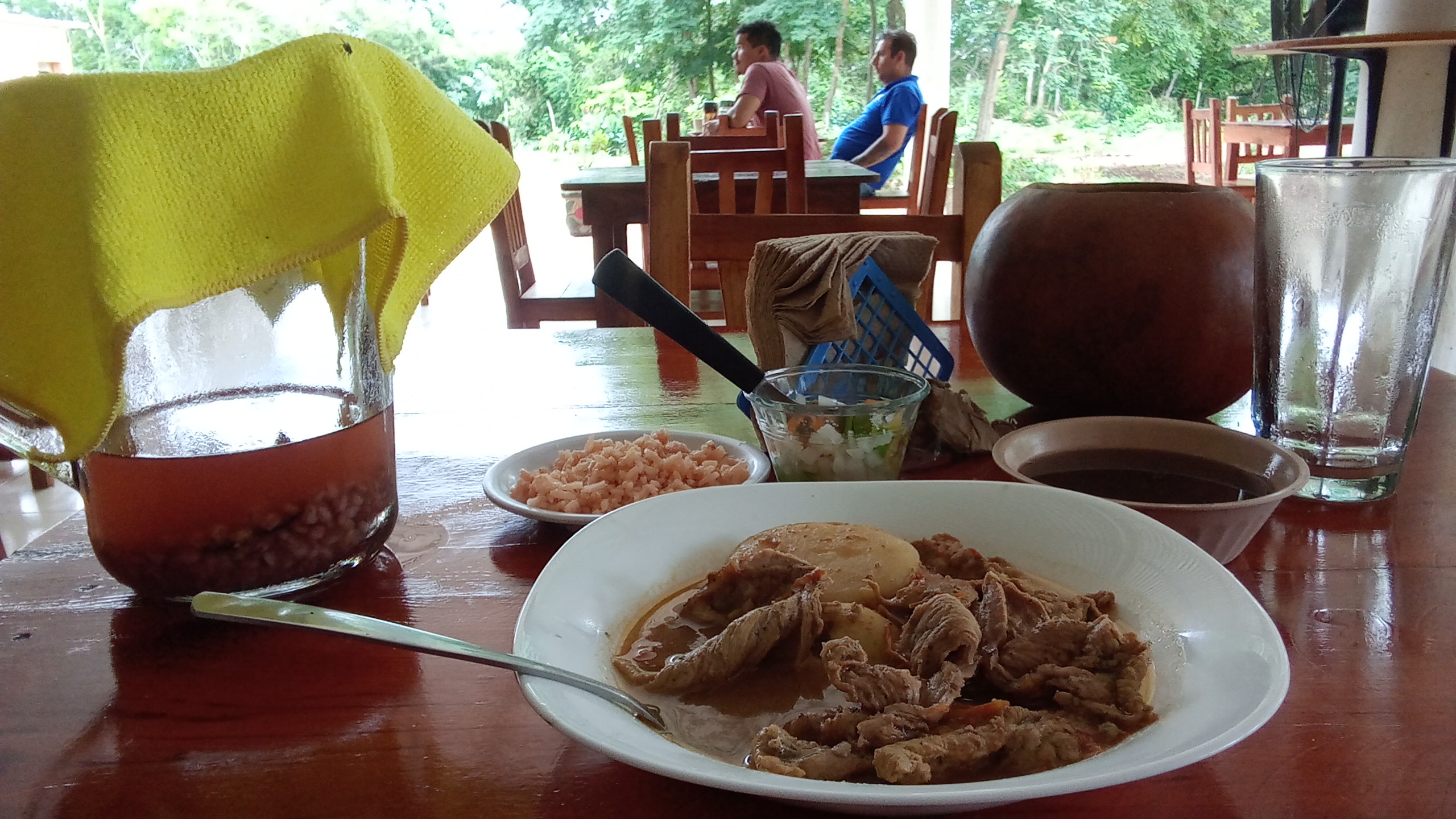 LAS BUGAMBILIAS image 8