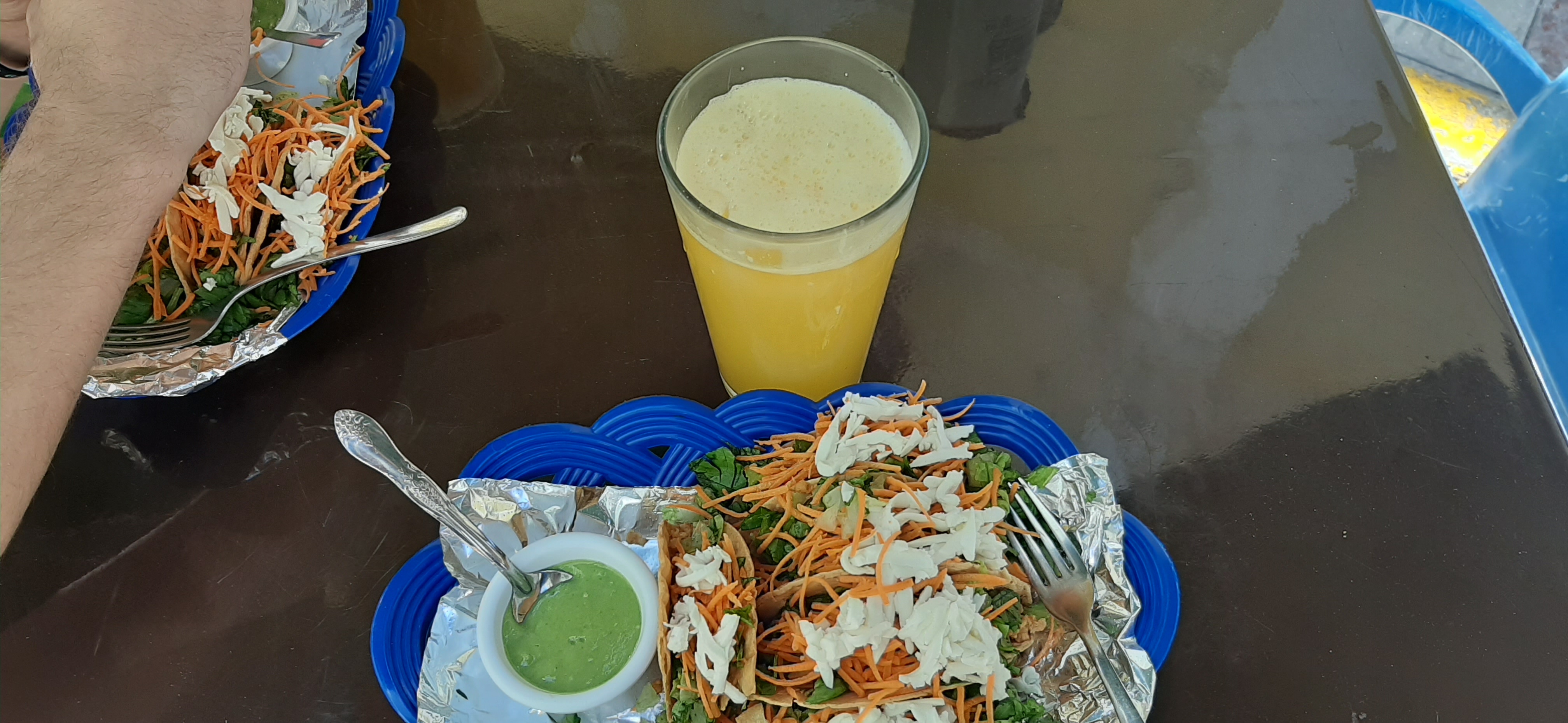 El Camaron Feliz image 9