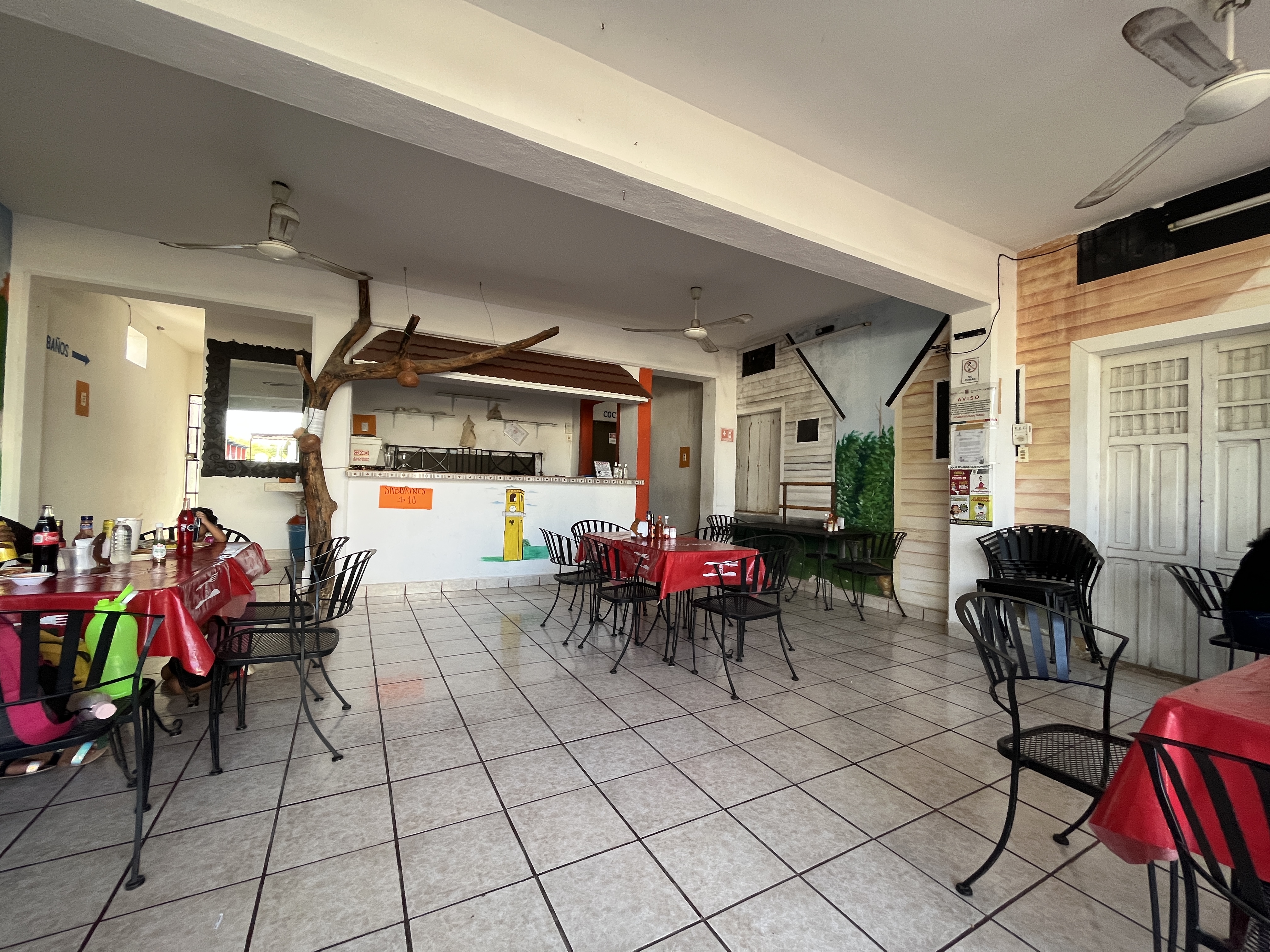 El Camaron Feliz image 10