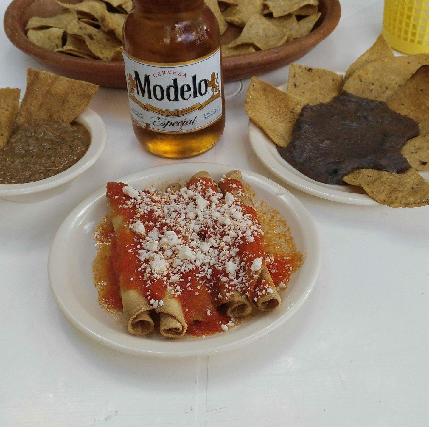 "La Guadalupana" Restaurant Bar image 2