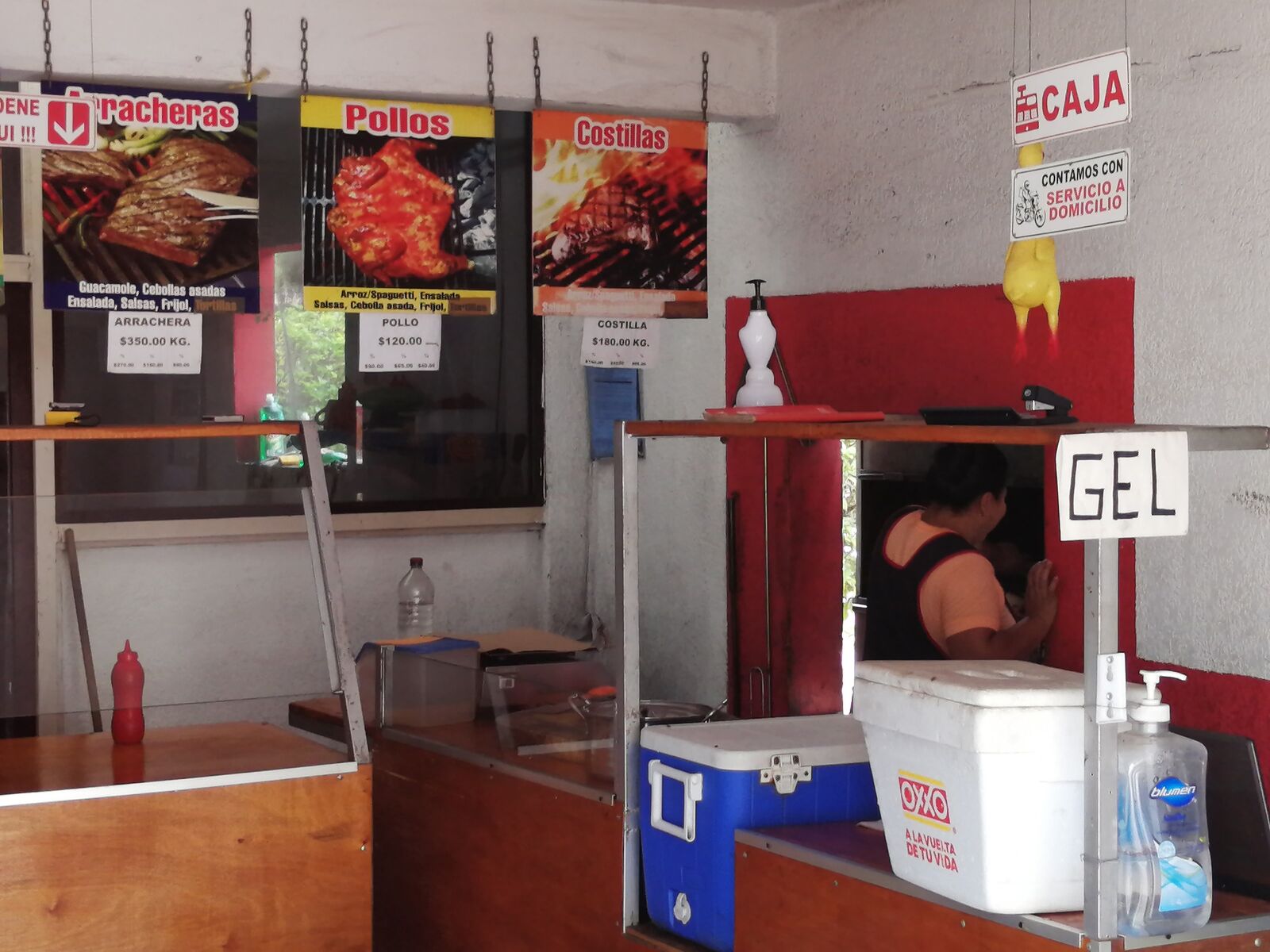 Asadero alas brasas. image 3
