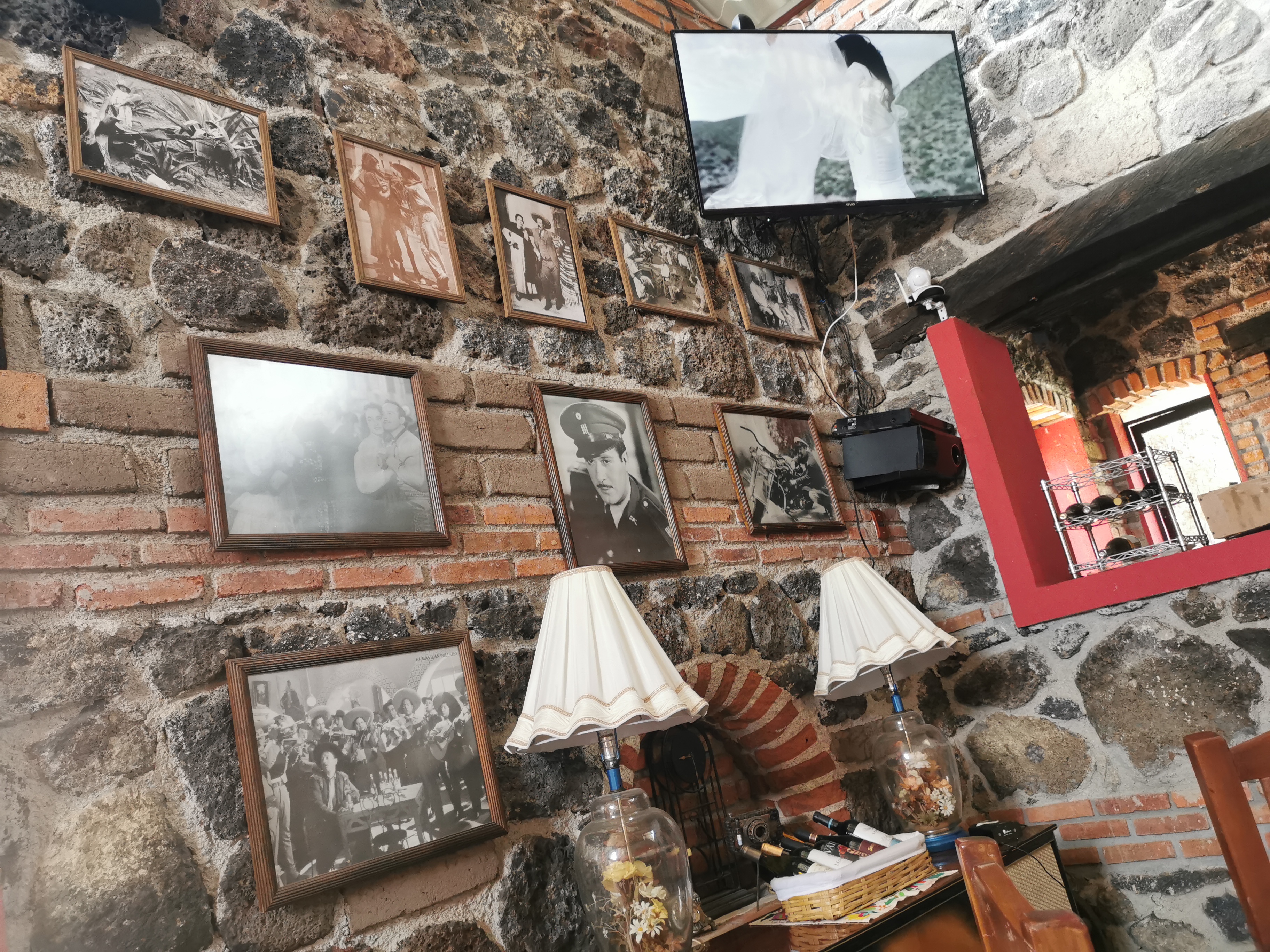 Entre Sal y Fuego image 7