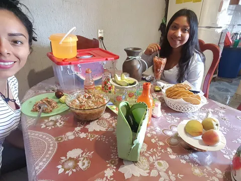Mariscos y Micheladas "El pájaro" image 1
