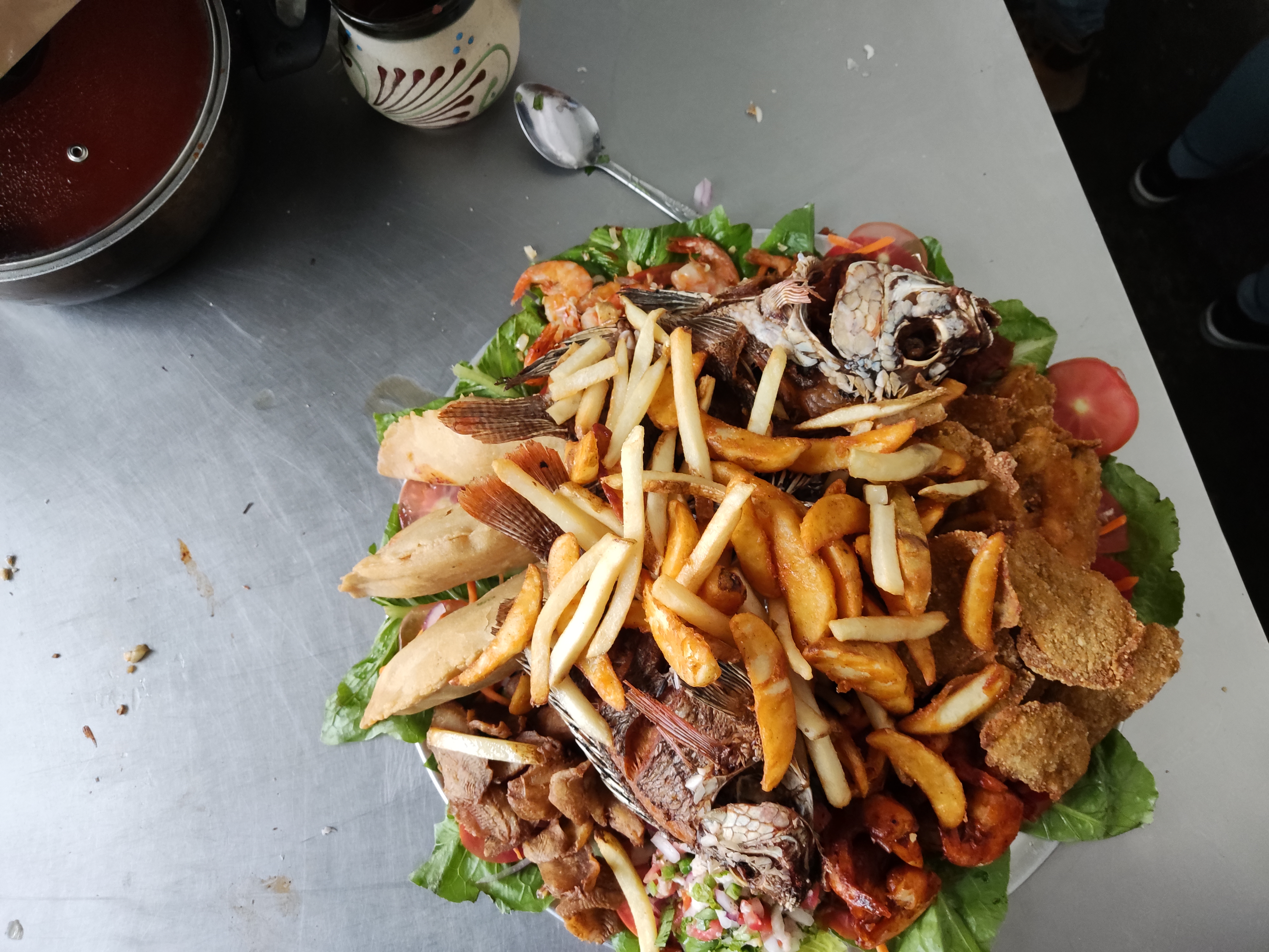 La mojarra dorada restaurant image 8