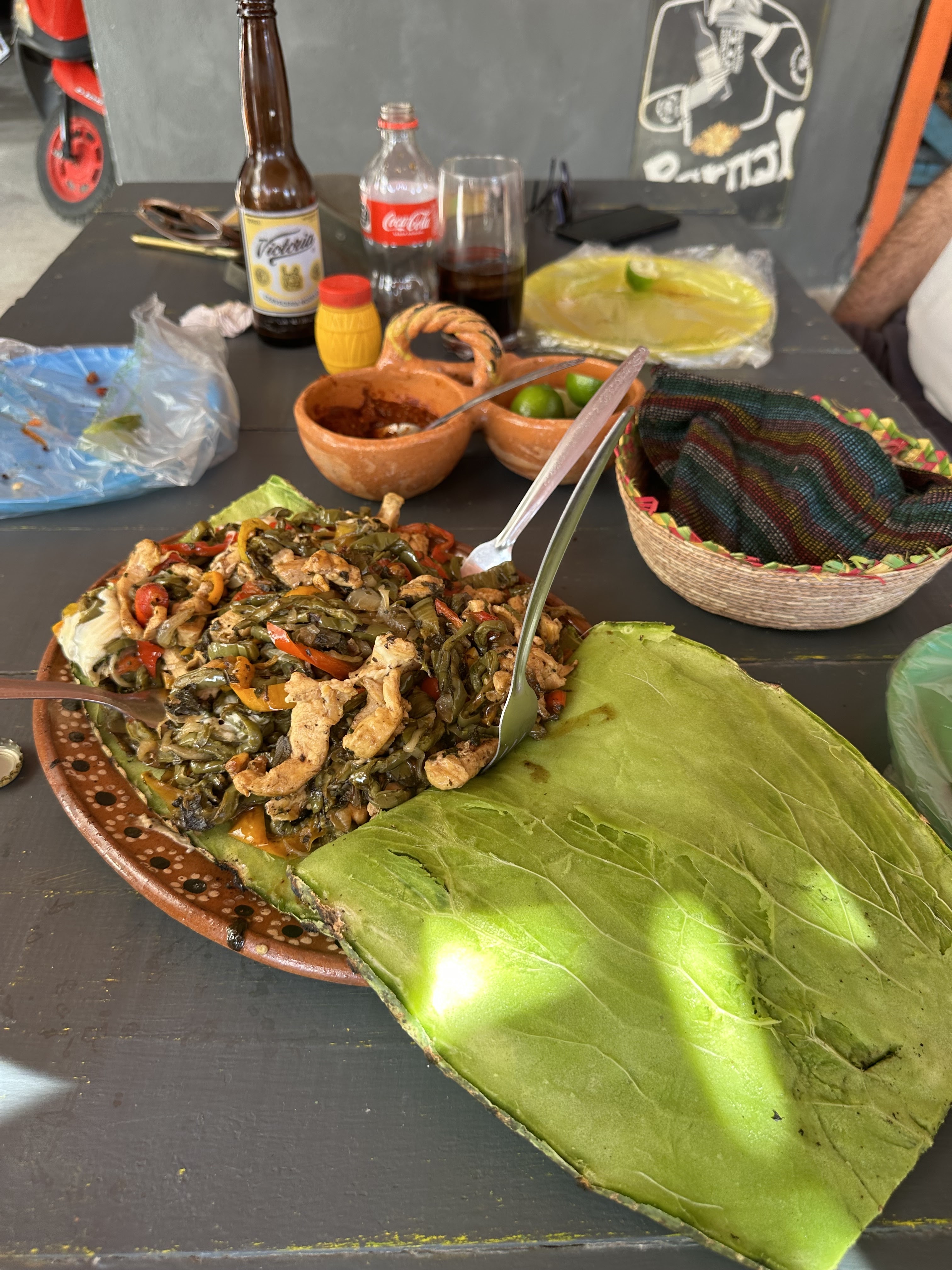 Perro Negro Y Callejero image 4