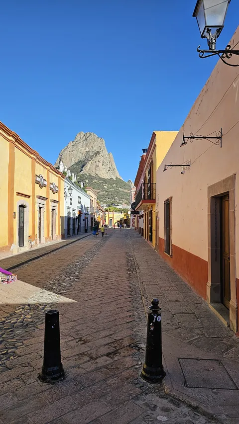 El portal de la Peña image 6