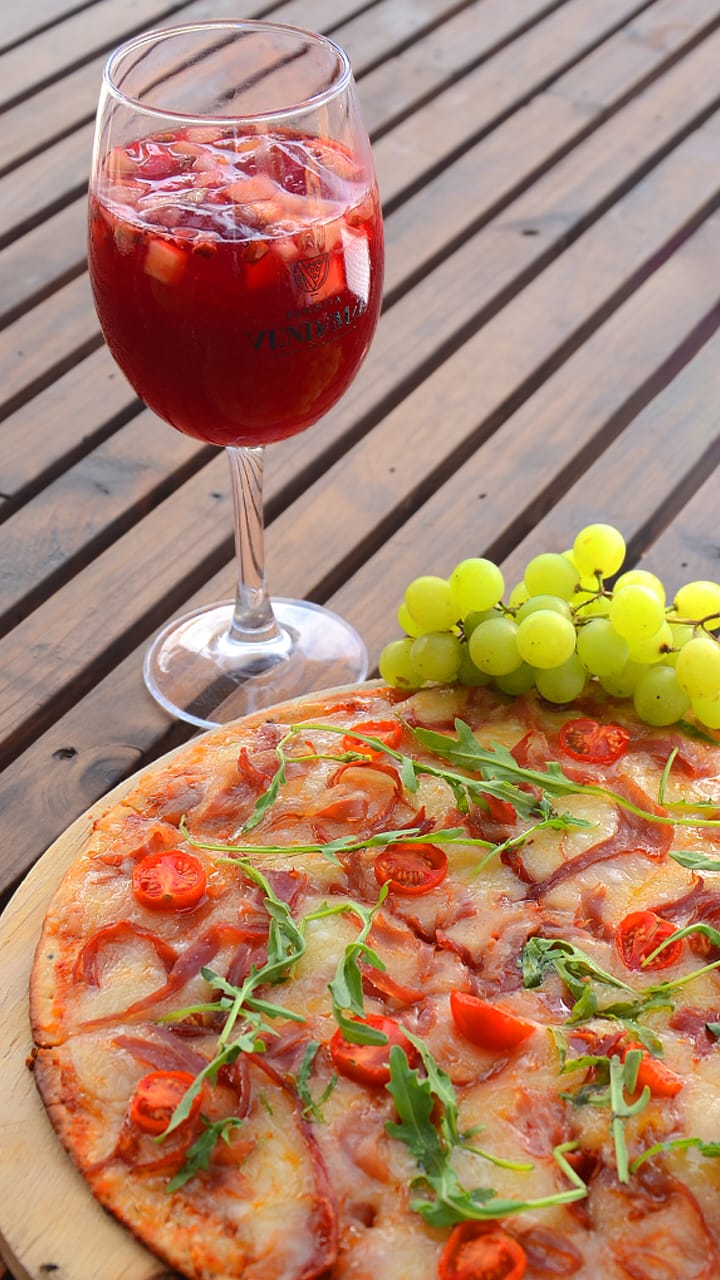 Bendita Vendimia image 5