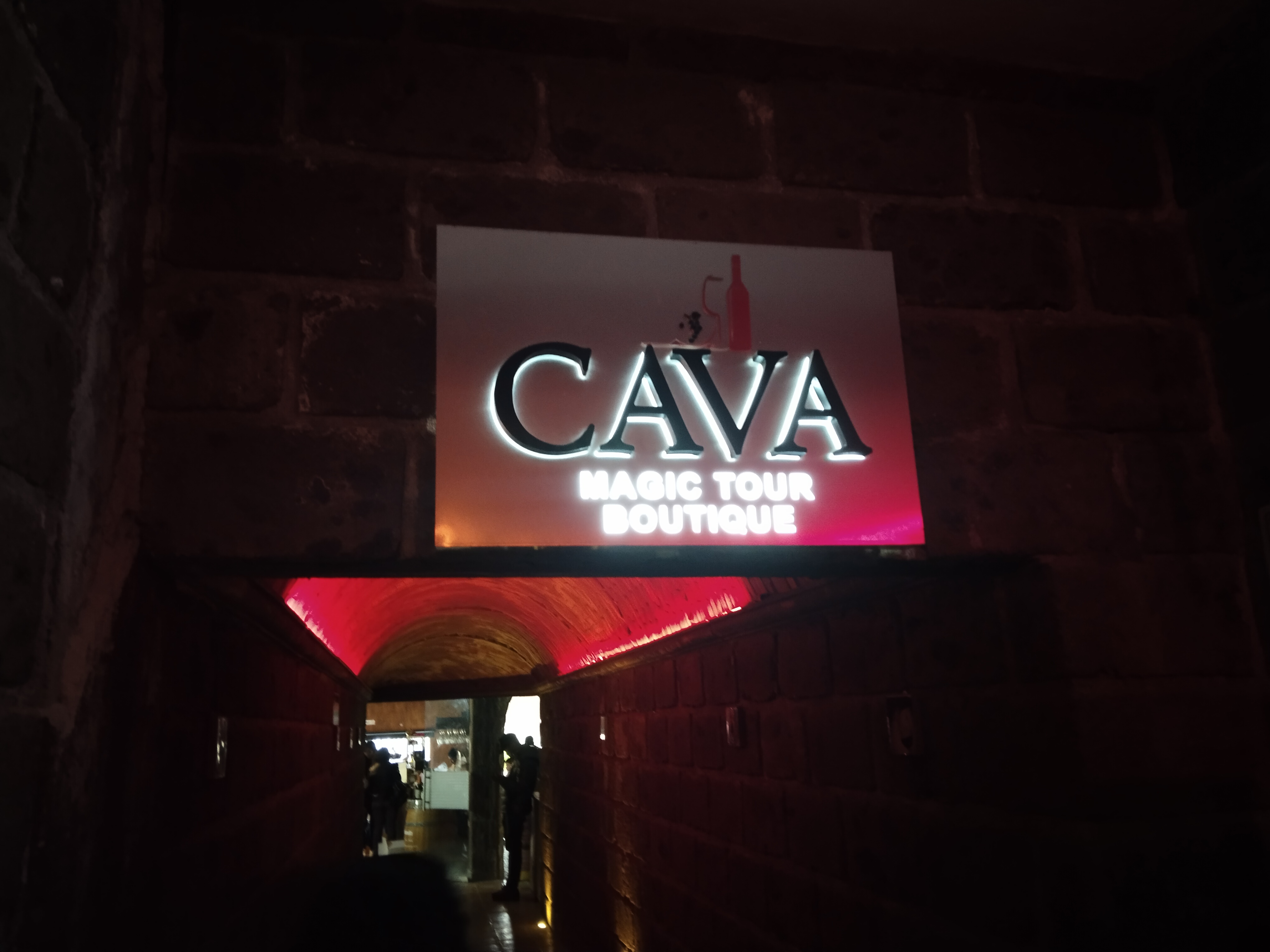 Cava Las Rocas image 8