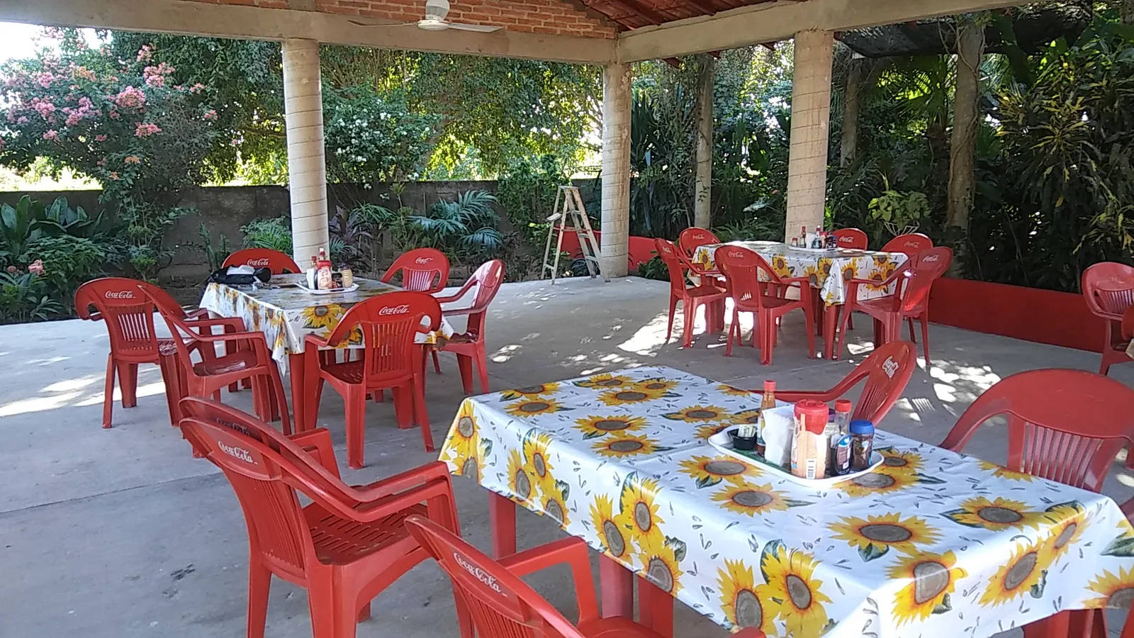 Restaurant Los Girasoles image 1